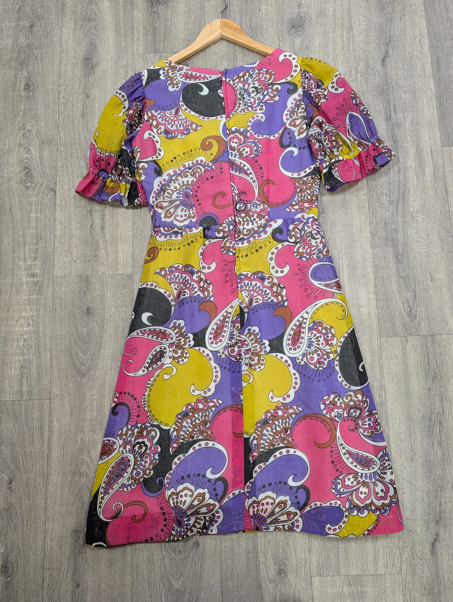 60s/70s Swiss Made European Fashions psychedelic dress - S/8/10