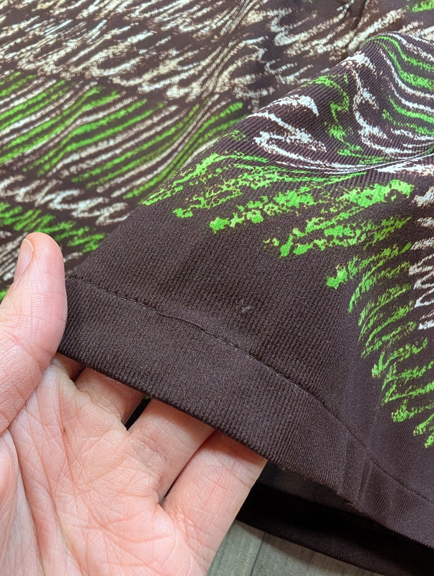 1970s brown/green patterned house coat - M