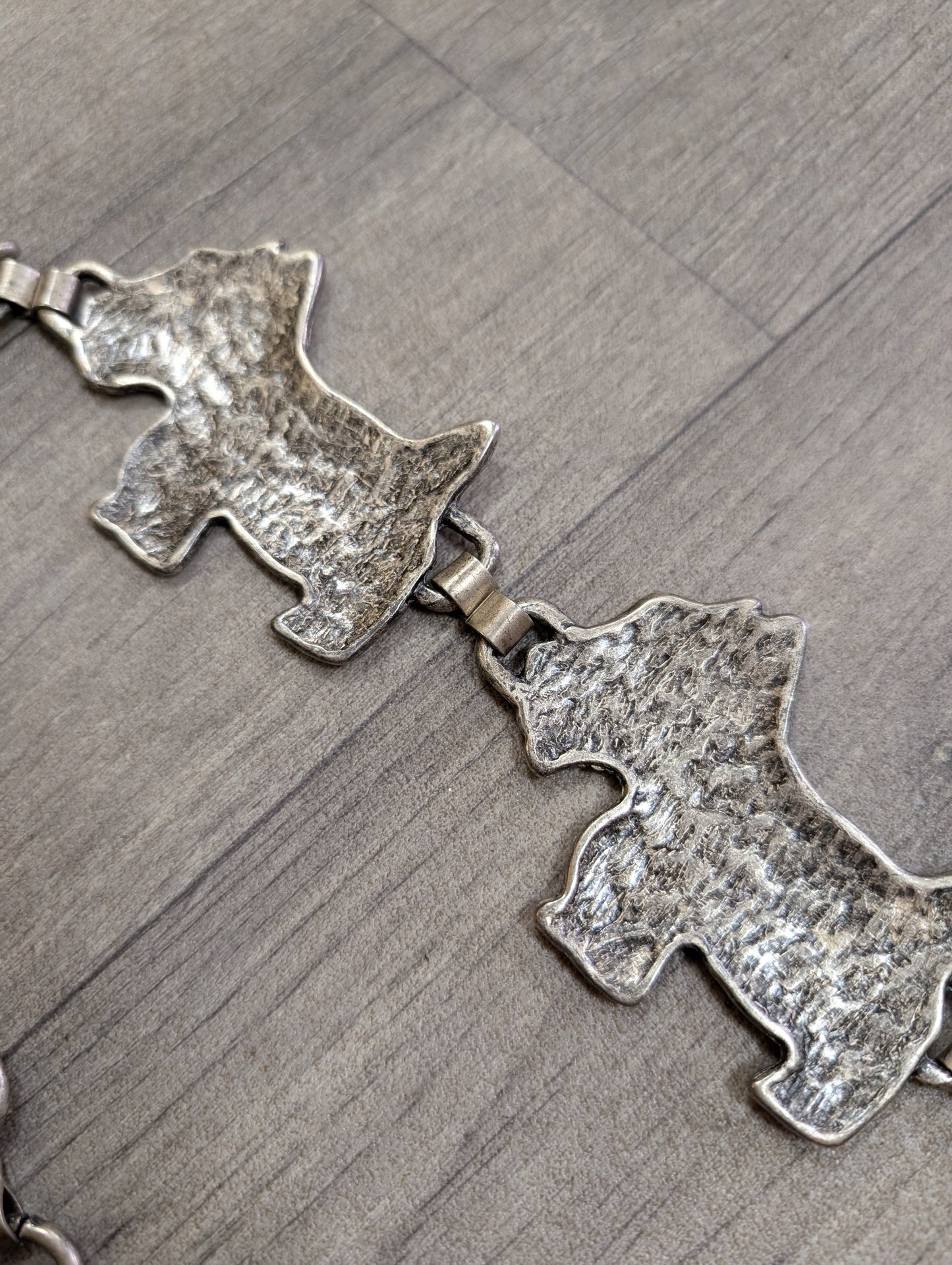 Silver metal Scottie dog belt