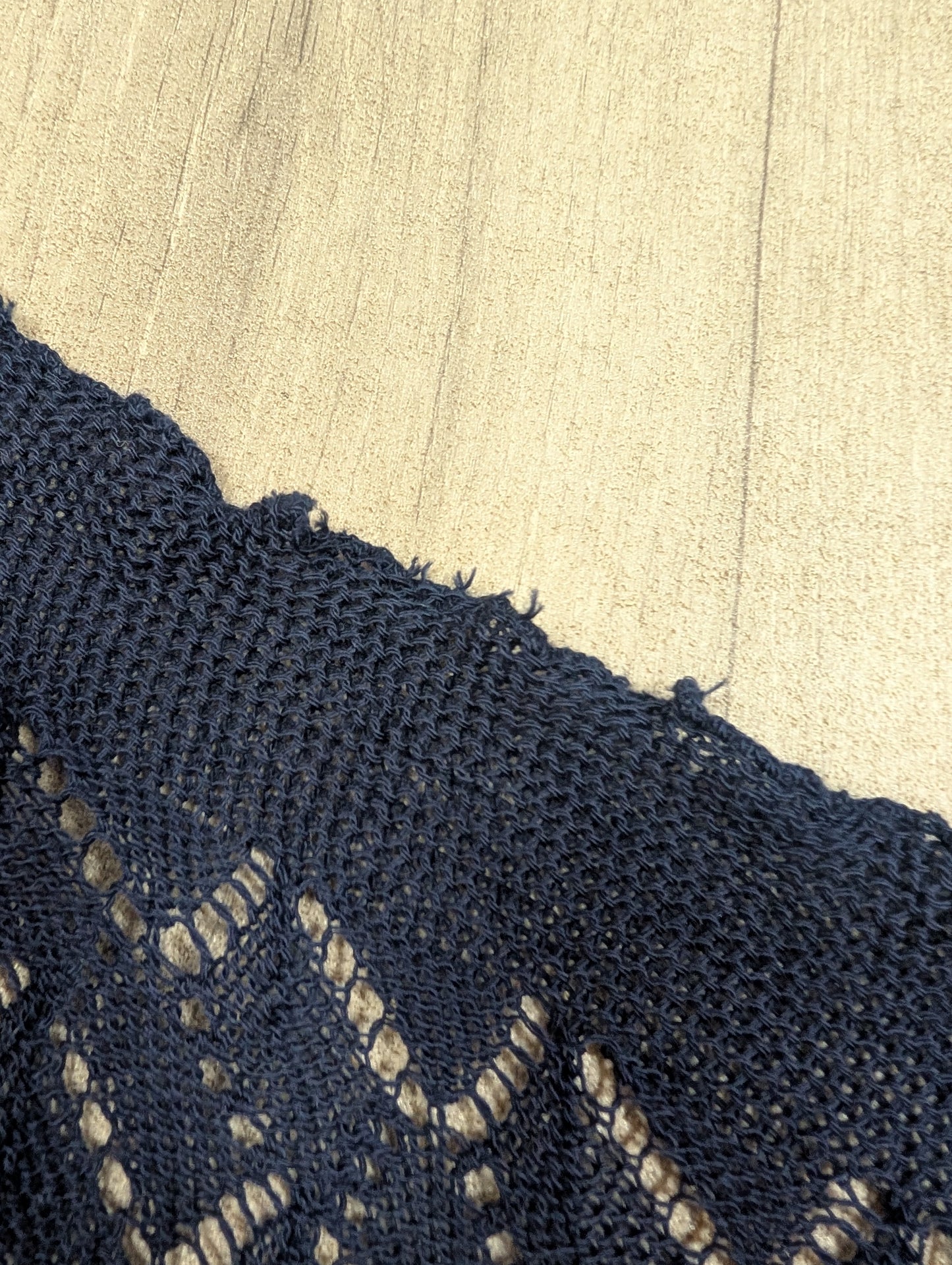 80s/90s Laura Ashley navy blue cotton shawl/scarf