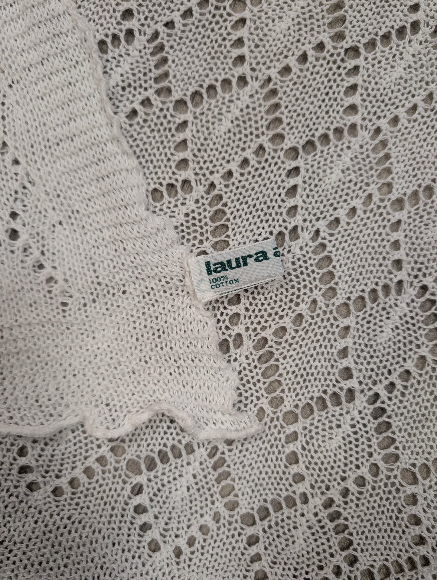 80s/90s Laura Ashley white cotton shawl/scarf