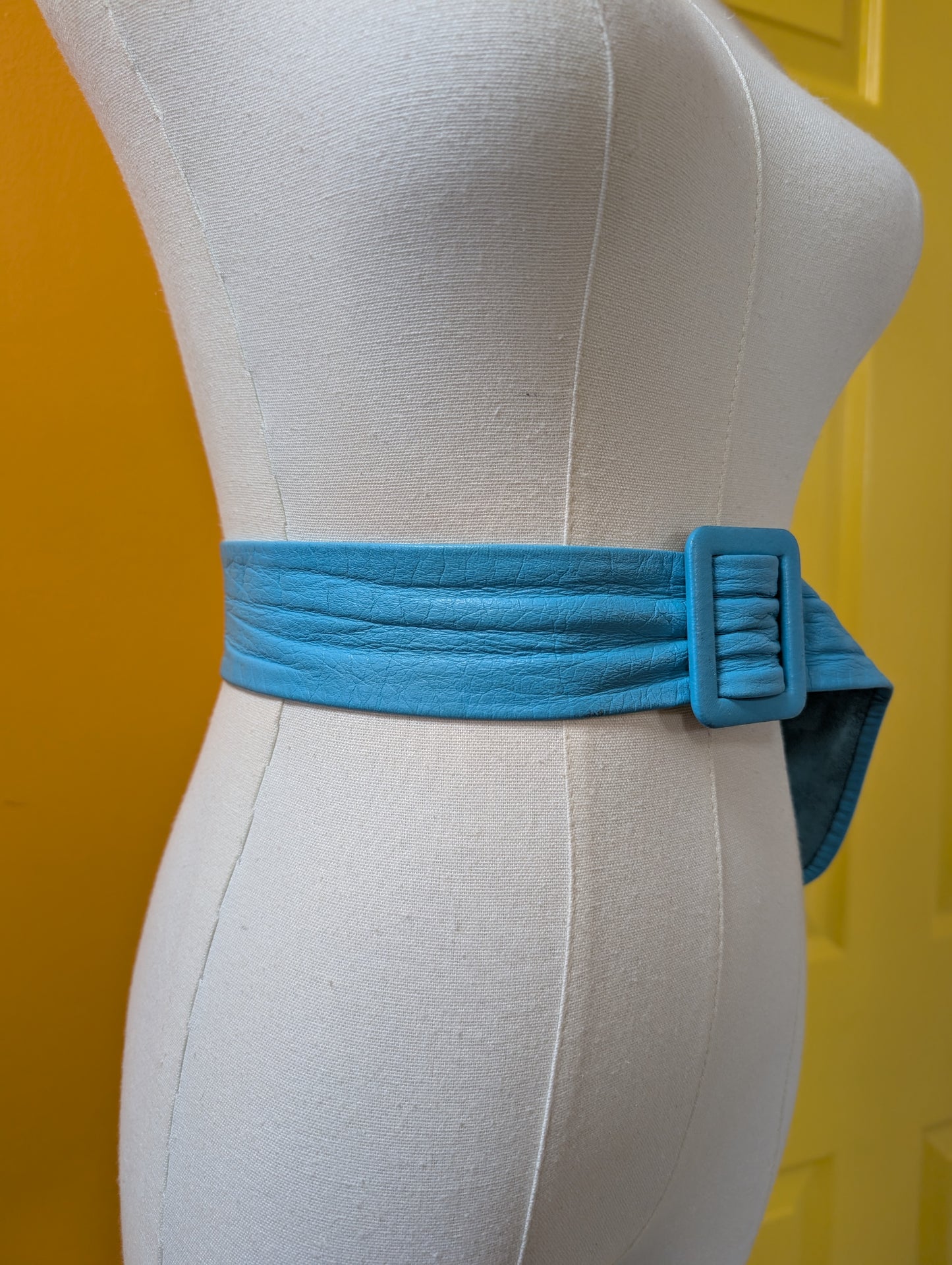 1980s turquoise leather belt