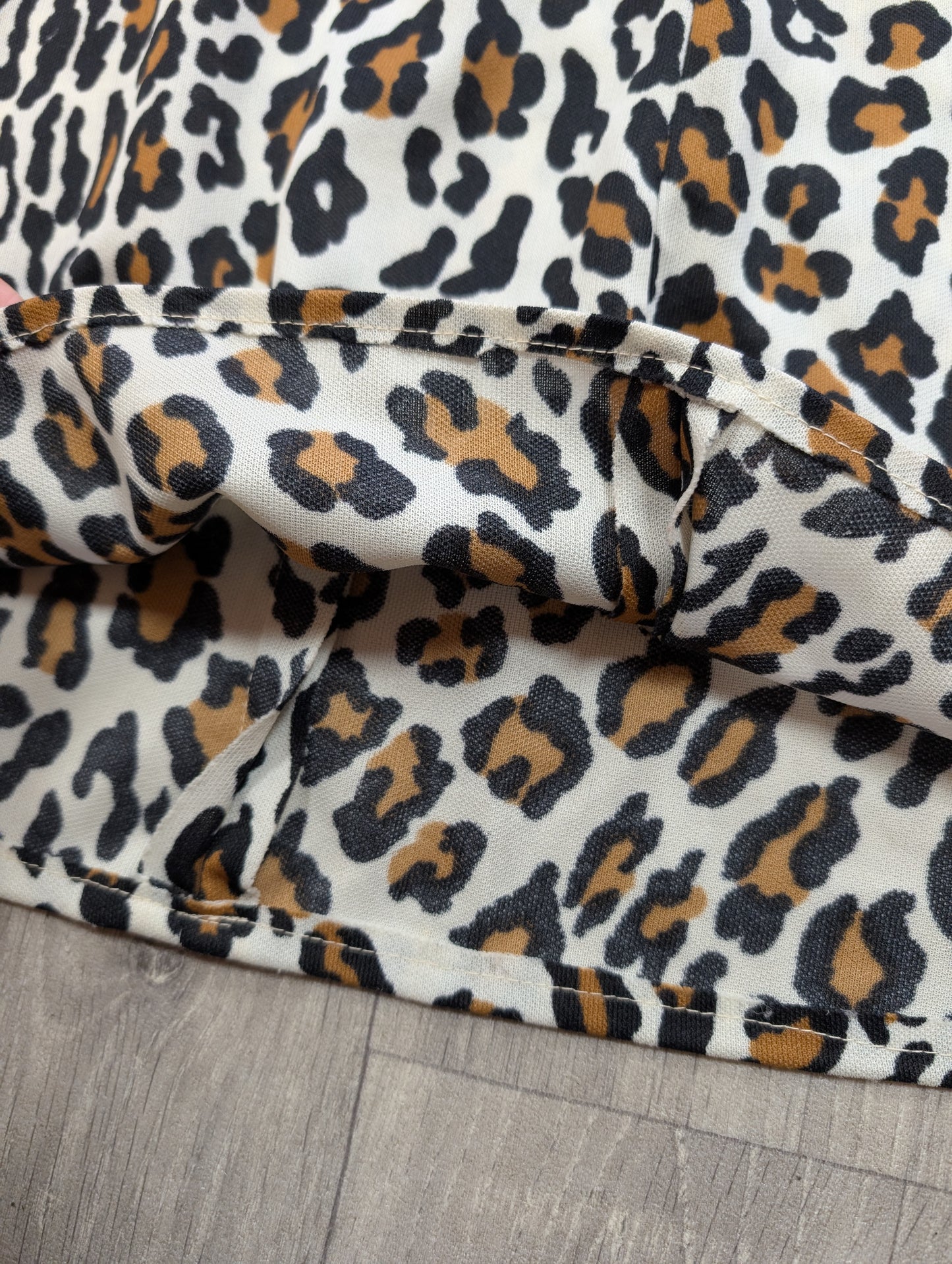 1970s Richard Shops leopard print maxi dress - S/8