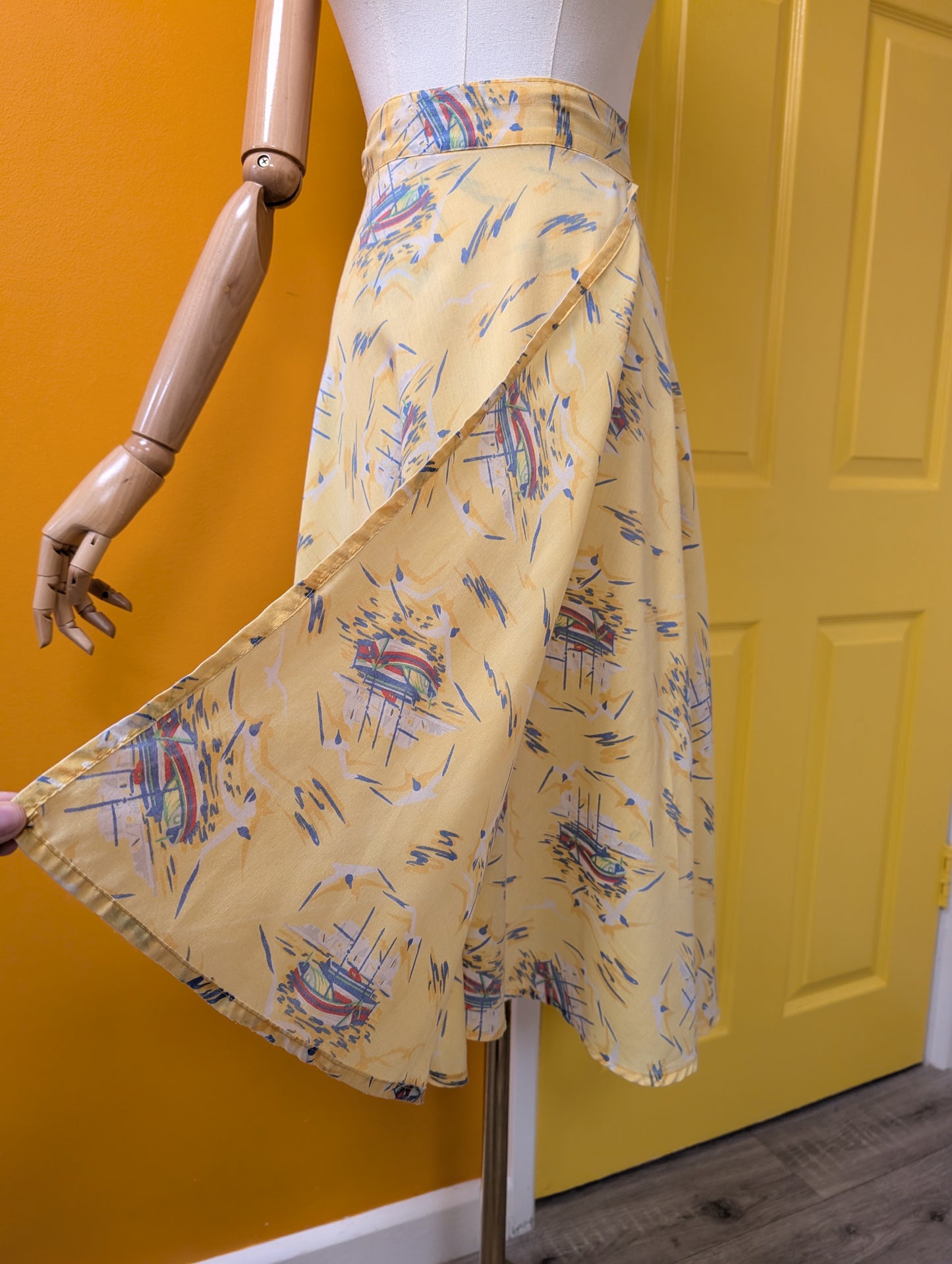 Novelty boat print wrap around yellow skirt - XS/S