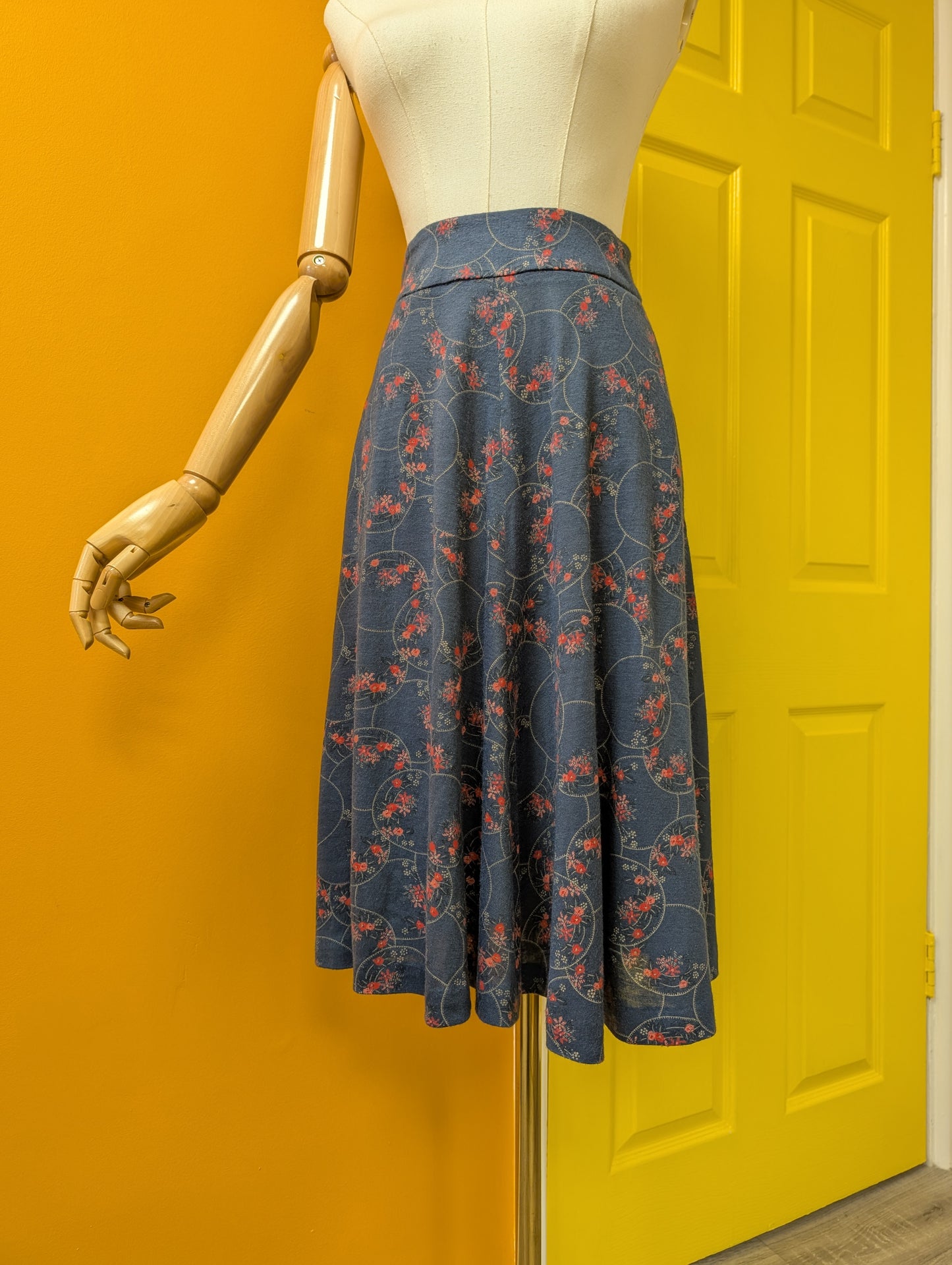 1970s Lee Bender at Bus Stop skirt - 24" waist