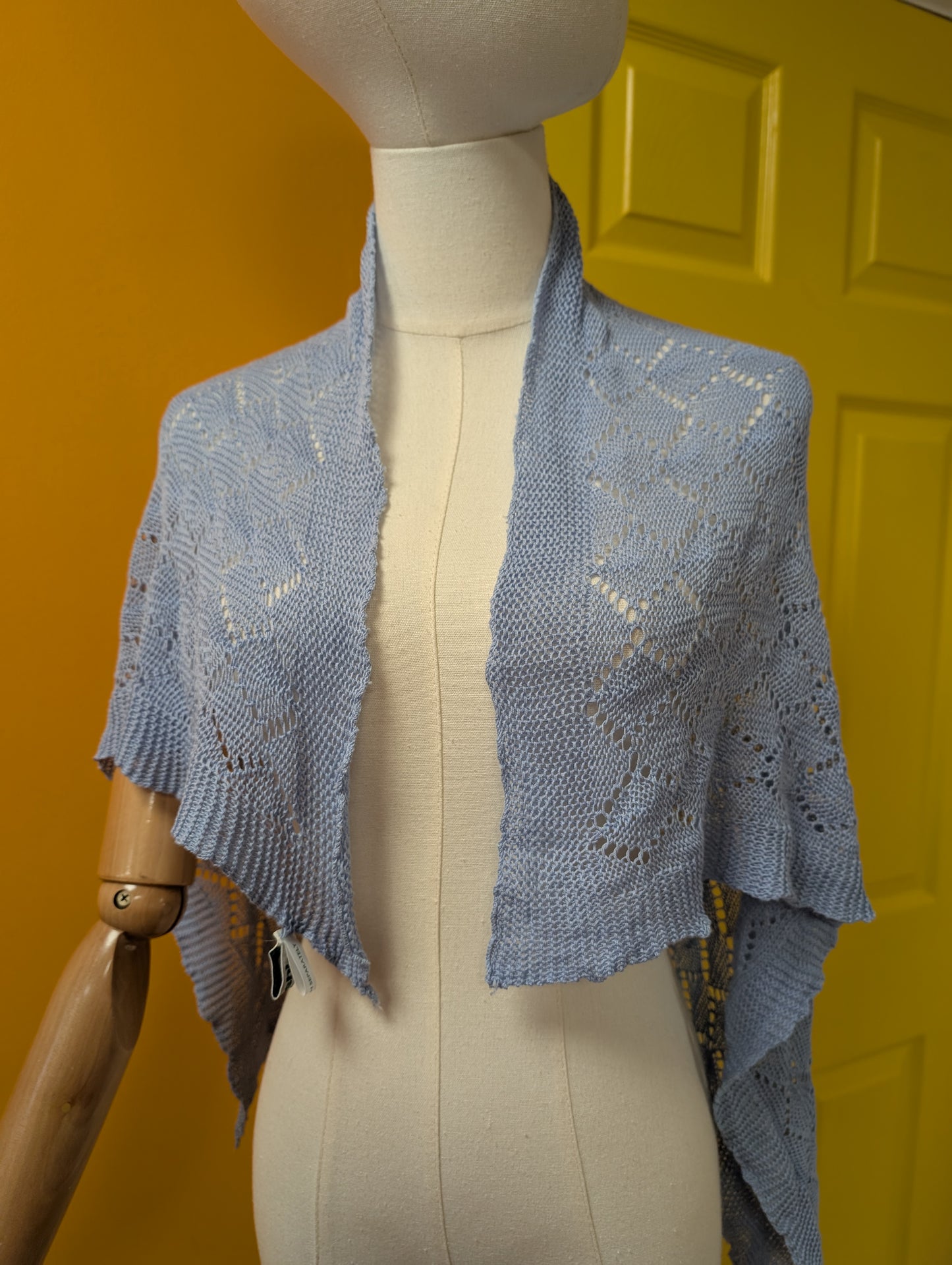 80s/90s Laura Ashley light blue cotton shawl/scarf