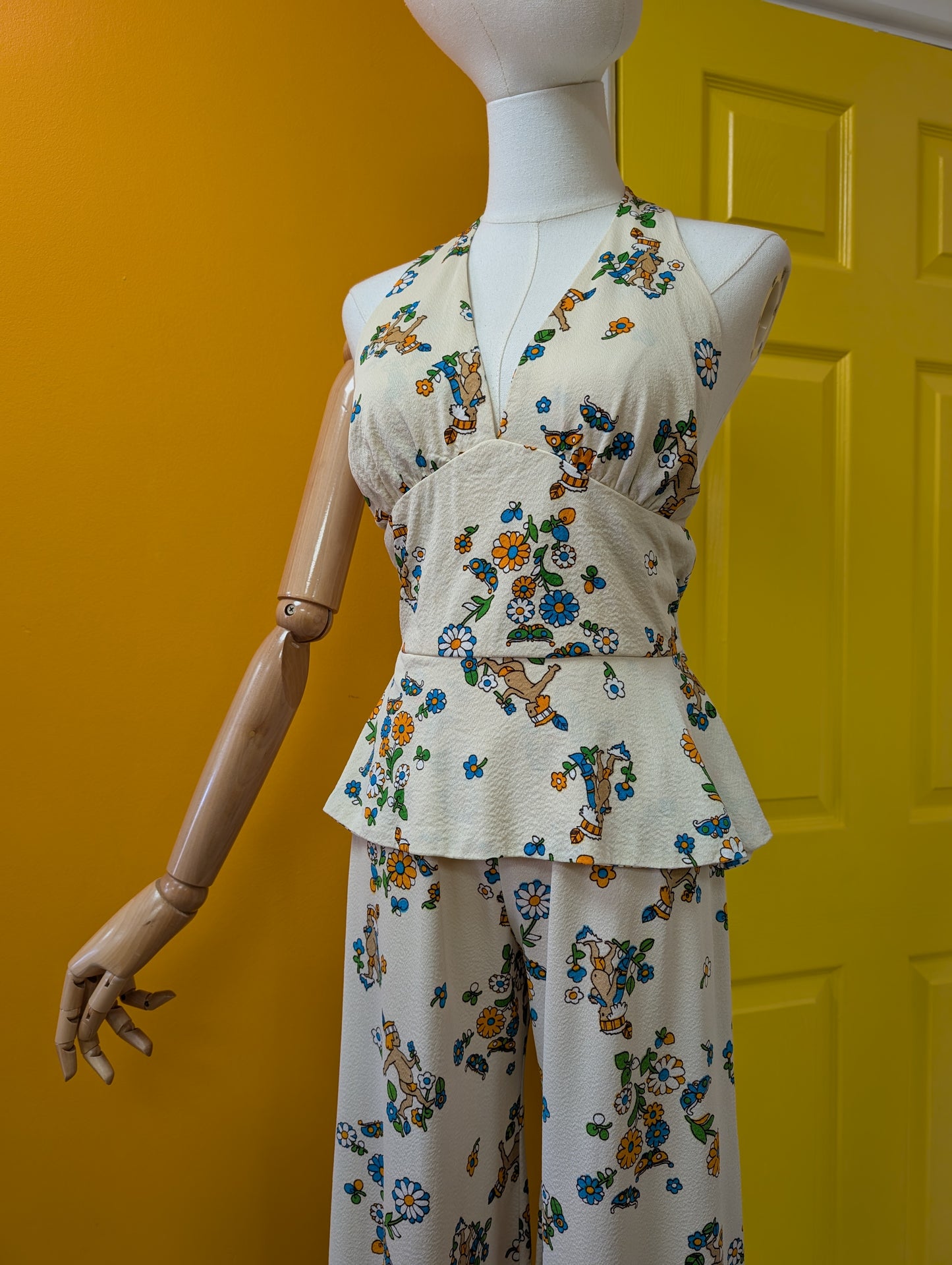 1970s novelty print top & trousers - S/8/10