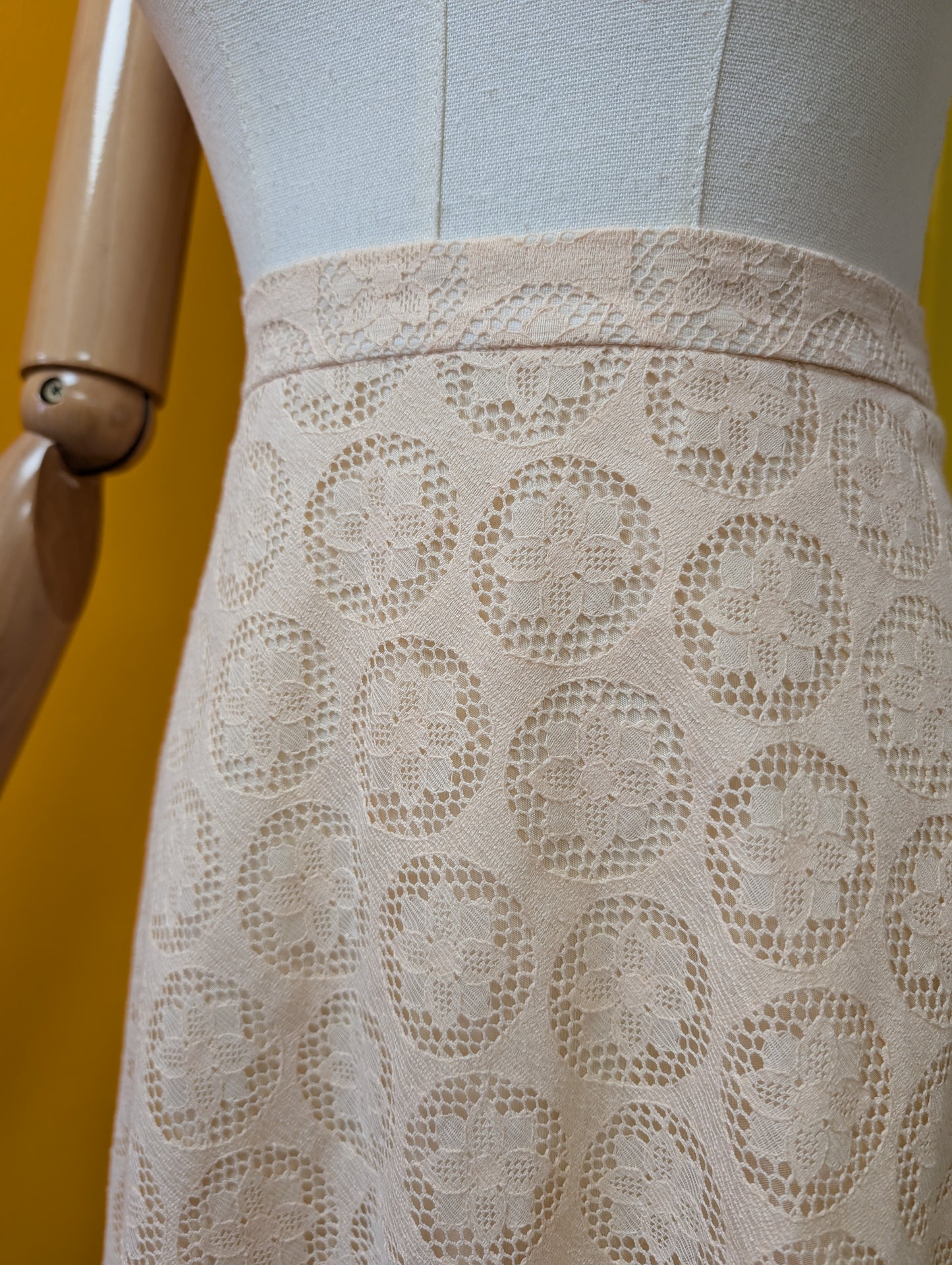 1970s floral lace skirt - 28" waist