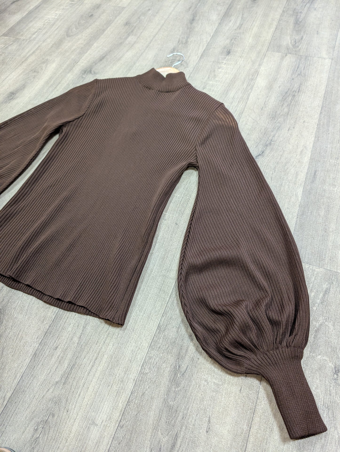 1970s Jersey Masters brown balloon sleeve top - up to M