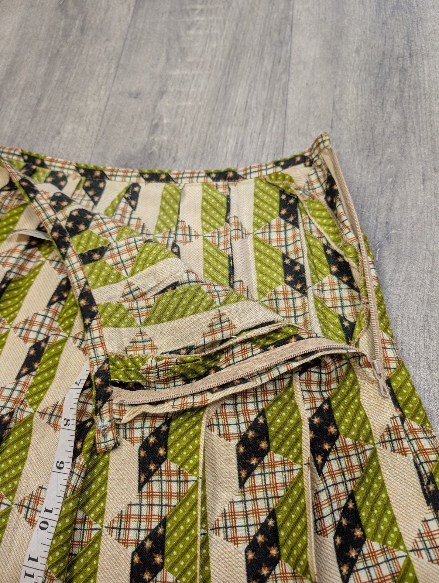 1970s Daniel Hechter Paris green top and skirt - XS/6/8