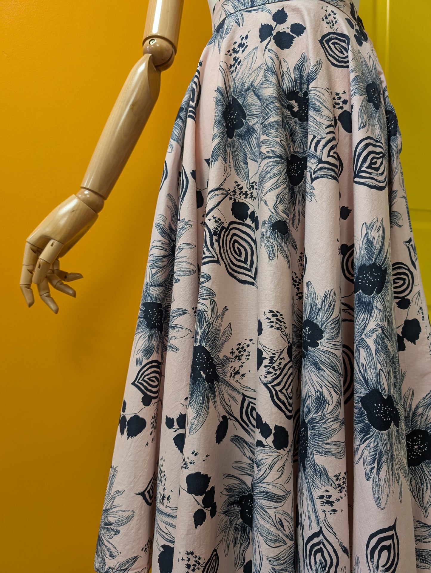 1950s St Michael abstract floral full circle cotton skirt - 25" waist