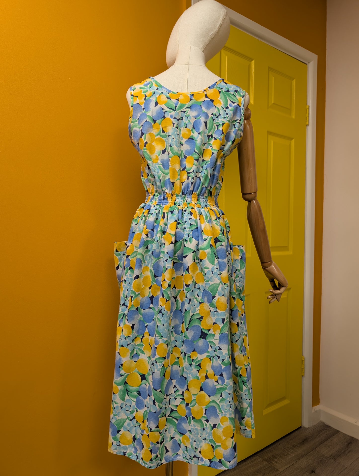 1980s Tesco dress - 6/8/10