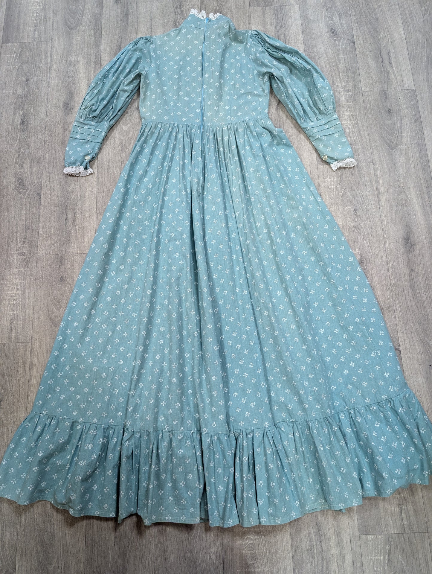 1970s Laura Ashley made in Wales green maxi dress - S/M/10/12