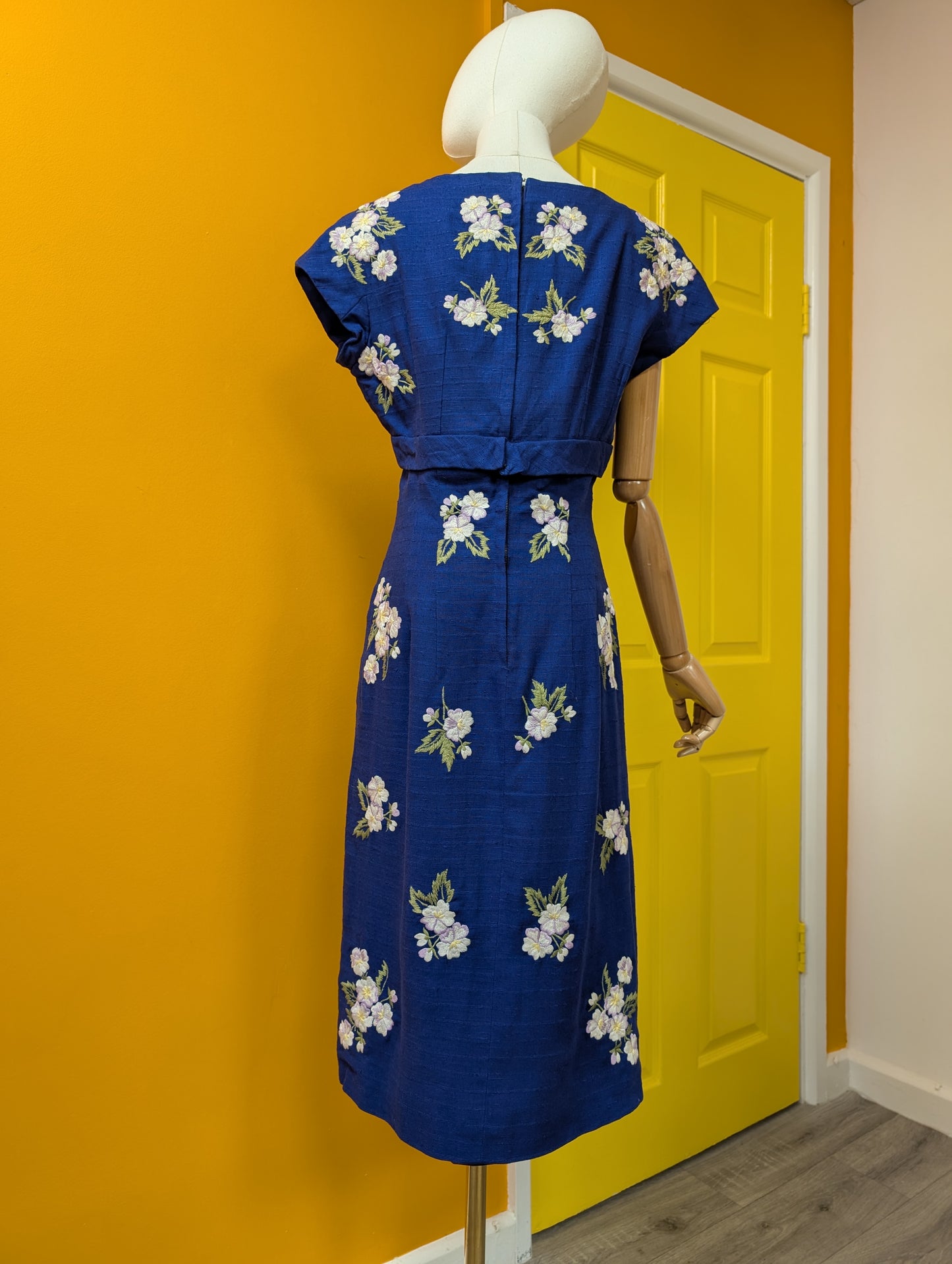 50s/60s Zenith blue embroidered floral dress - S/8/10