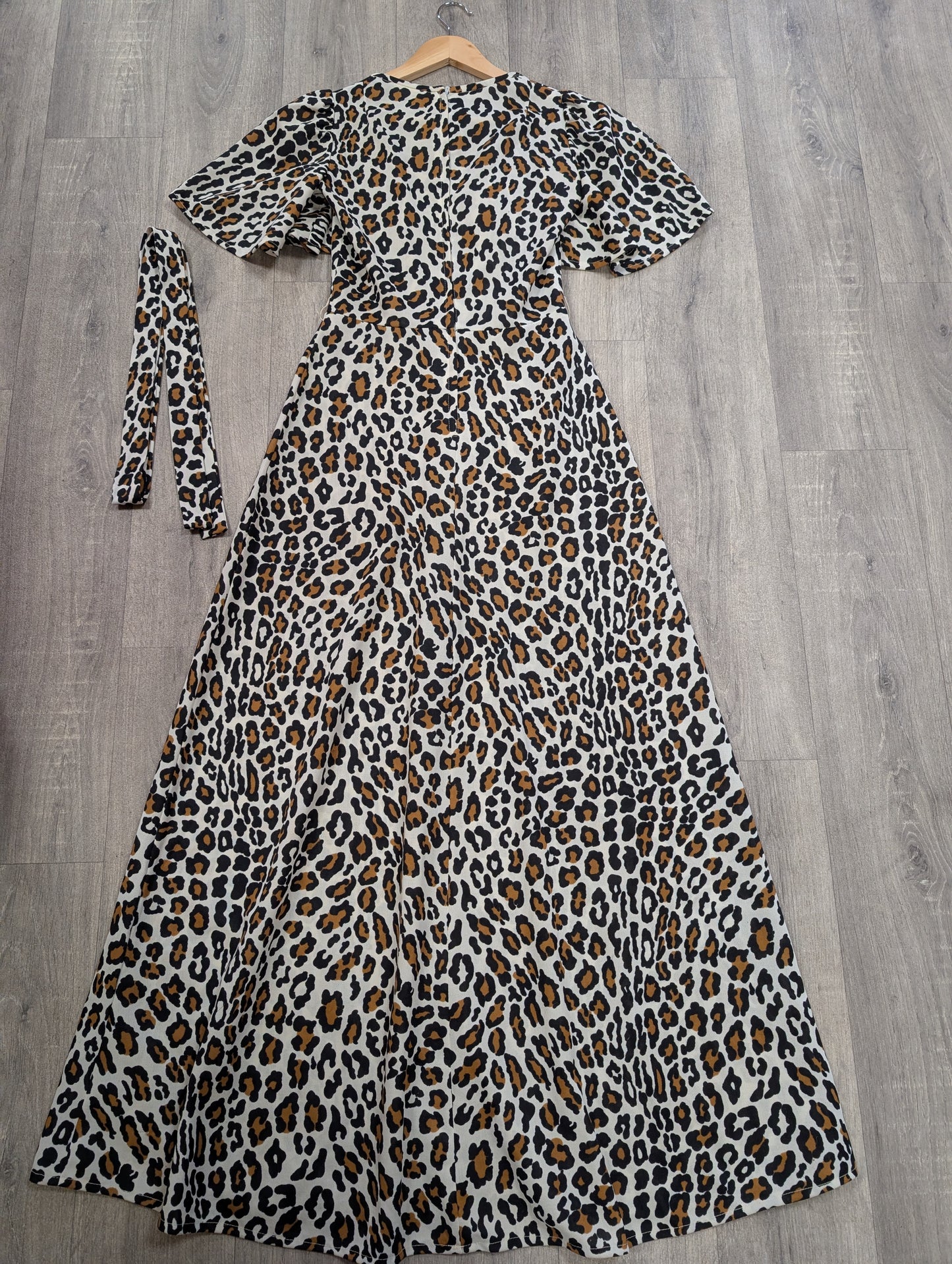 1970s Richard Shops leopard print maxi dress - S/8