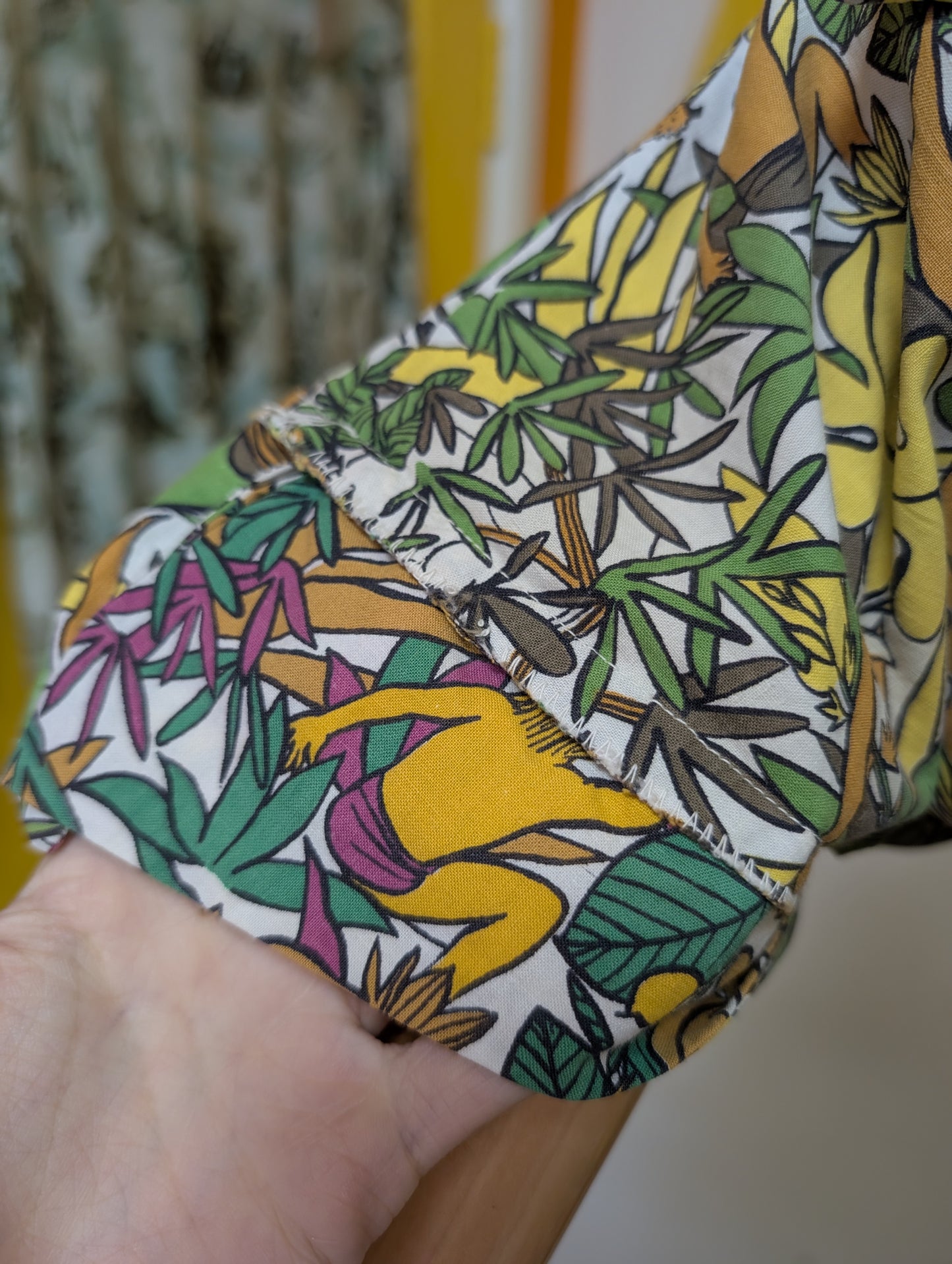 Epic 1950s Prologue novelty jungle/plant/horse print full circle cotton dress - S/10