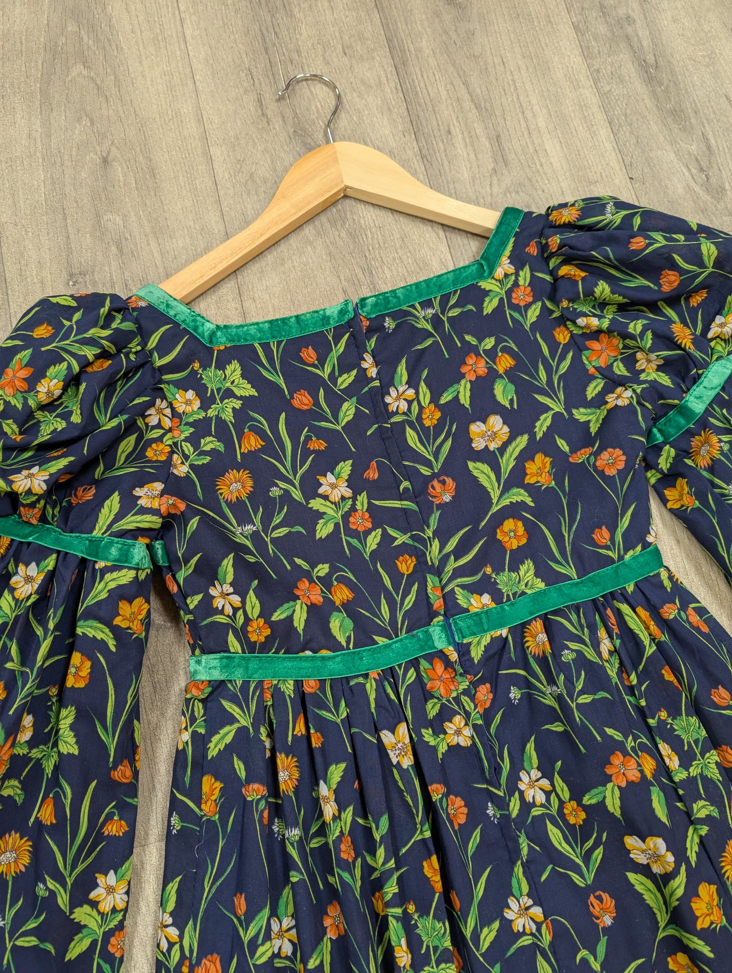 Incredible 60s/70s Quad floral maxi dress - XS