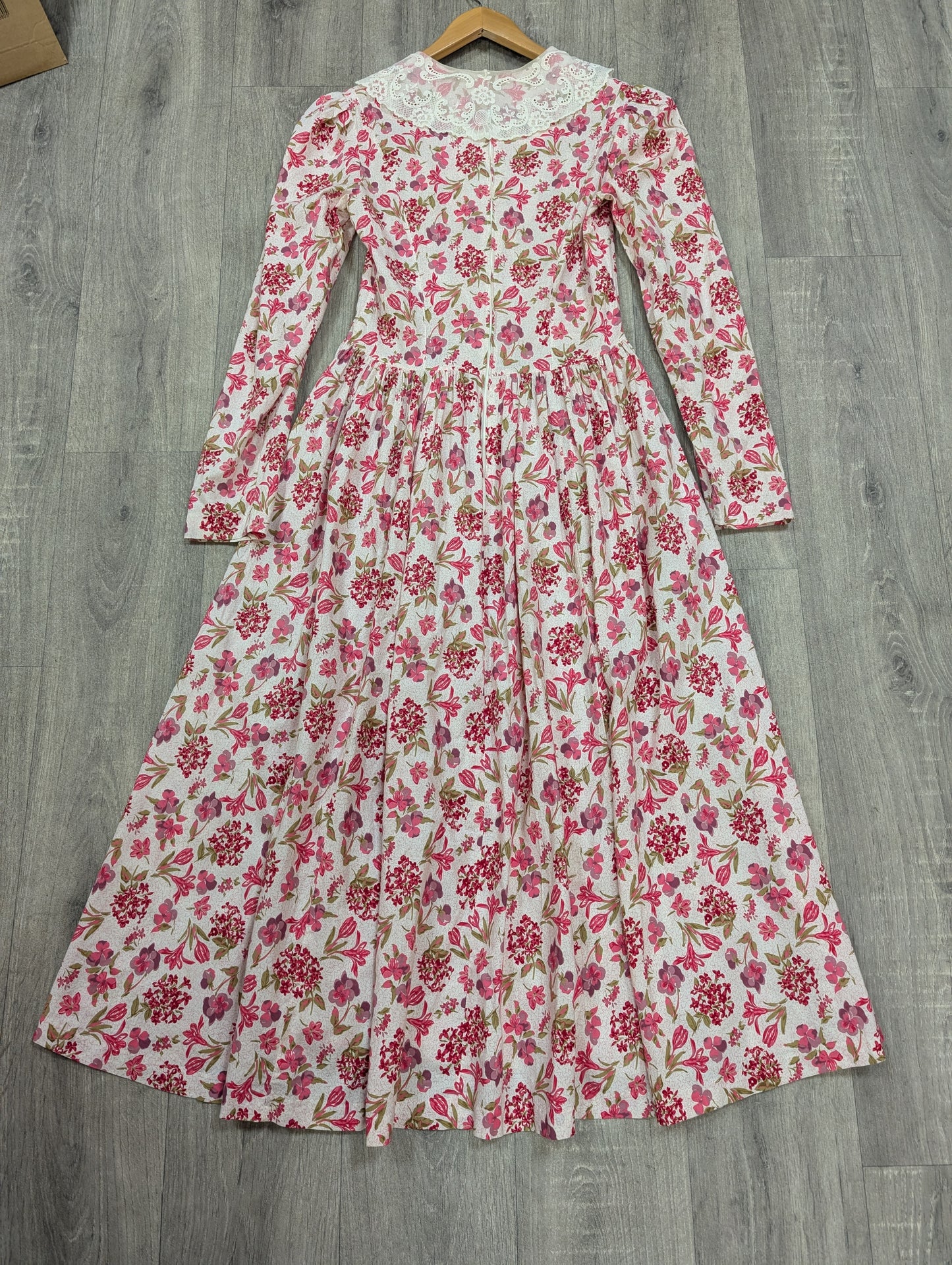 1980s Laura Ashley pink floral lace collar dress