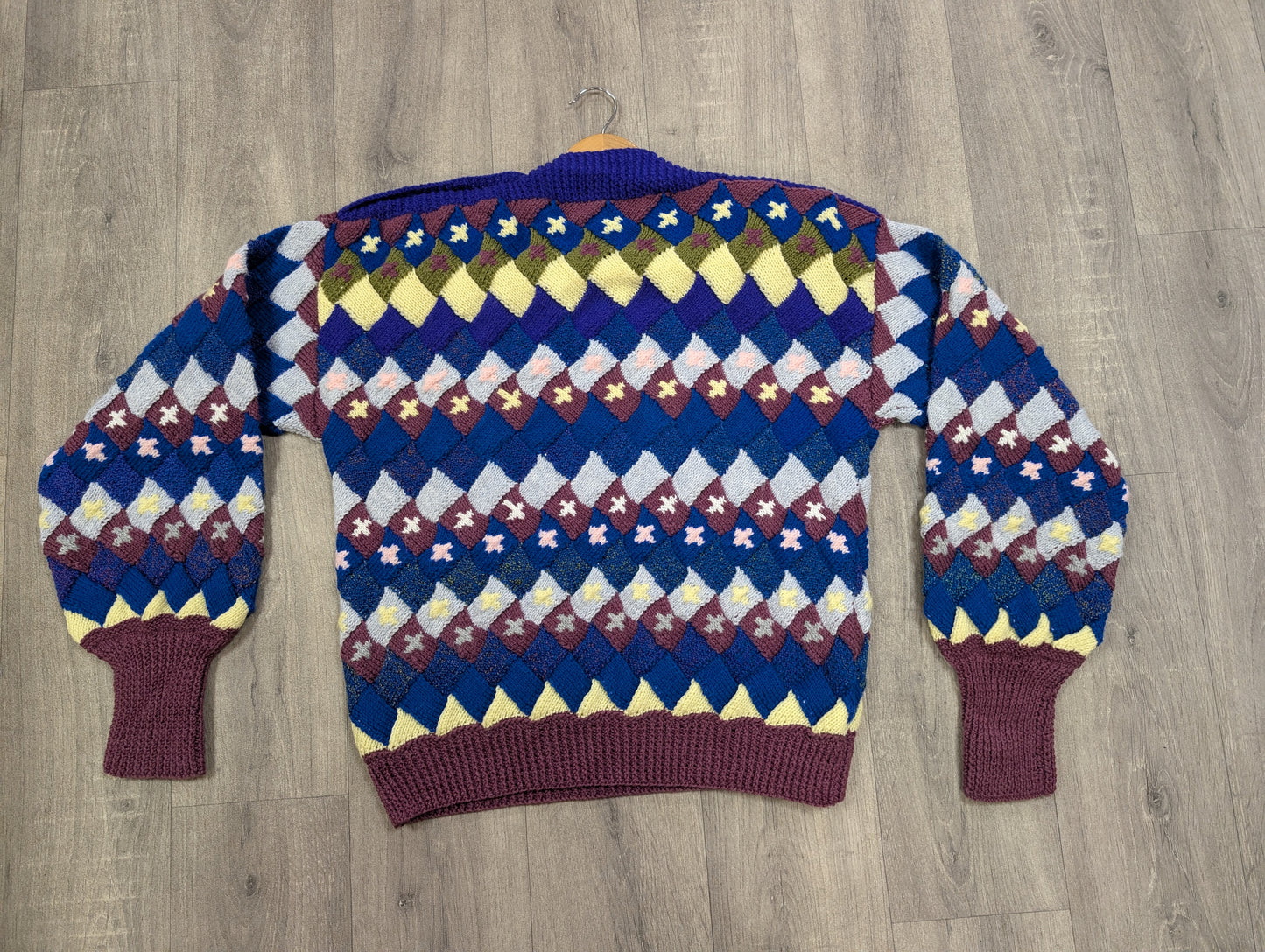 80s/90s hand knitted textured jumper by Sharon Welch - M
