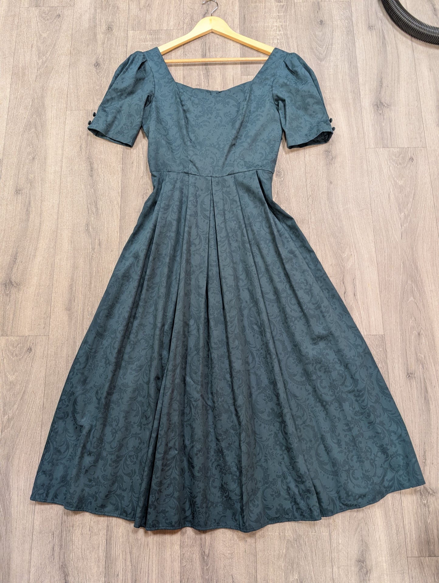 1980s Laura Ashley green dress with back bows - S/8/10