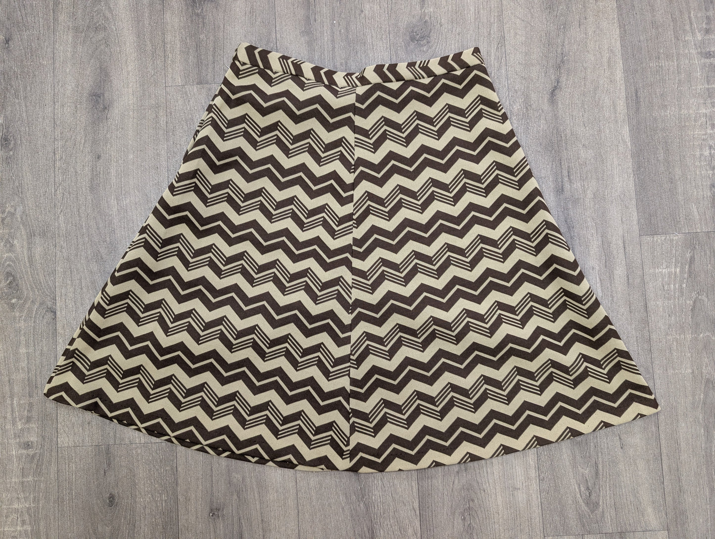 1970s brown skirt - 28" waist