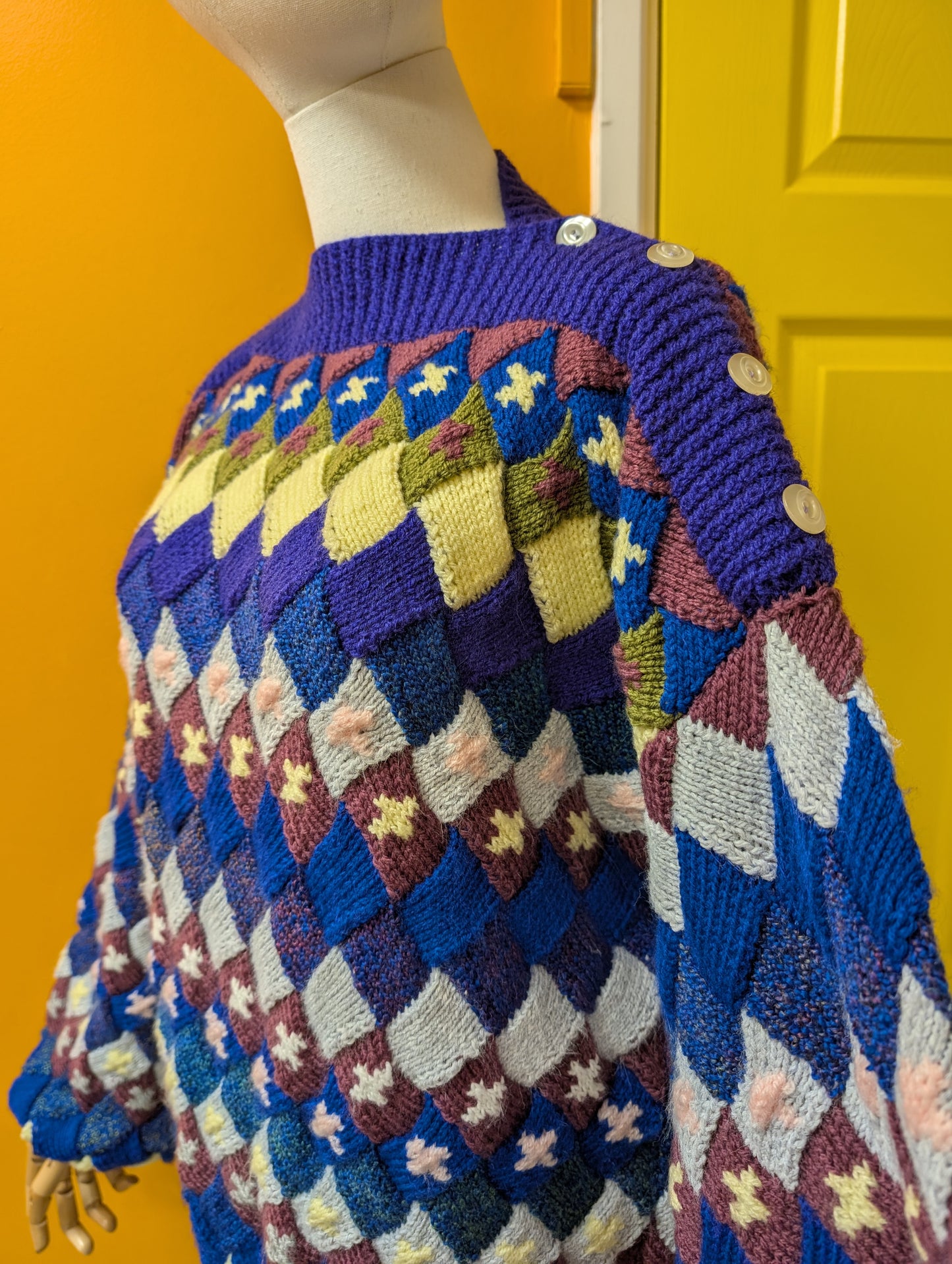 80s/90s hand knitted textured jumper by Sharon Welch - M