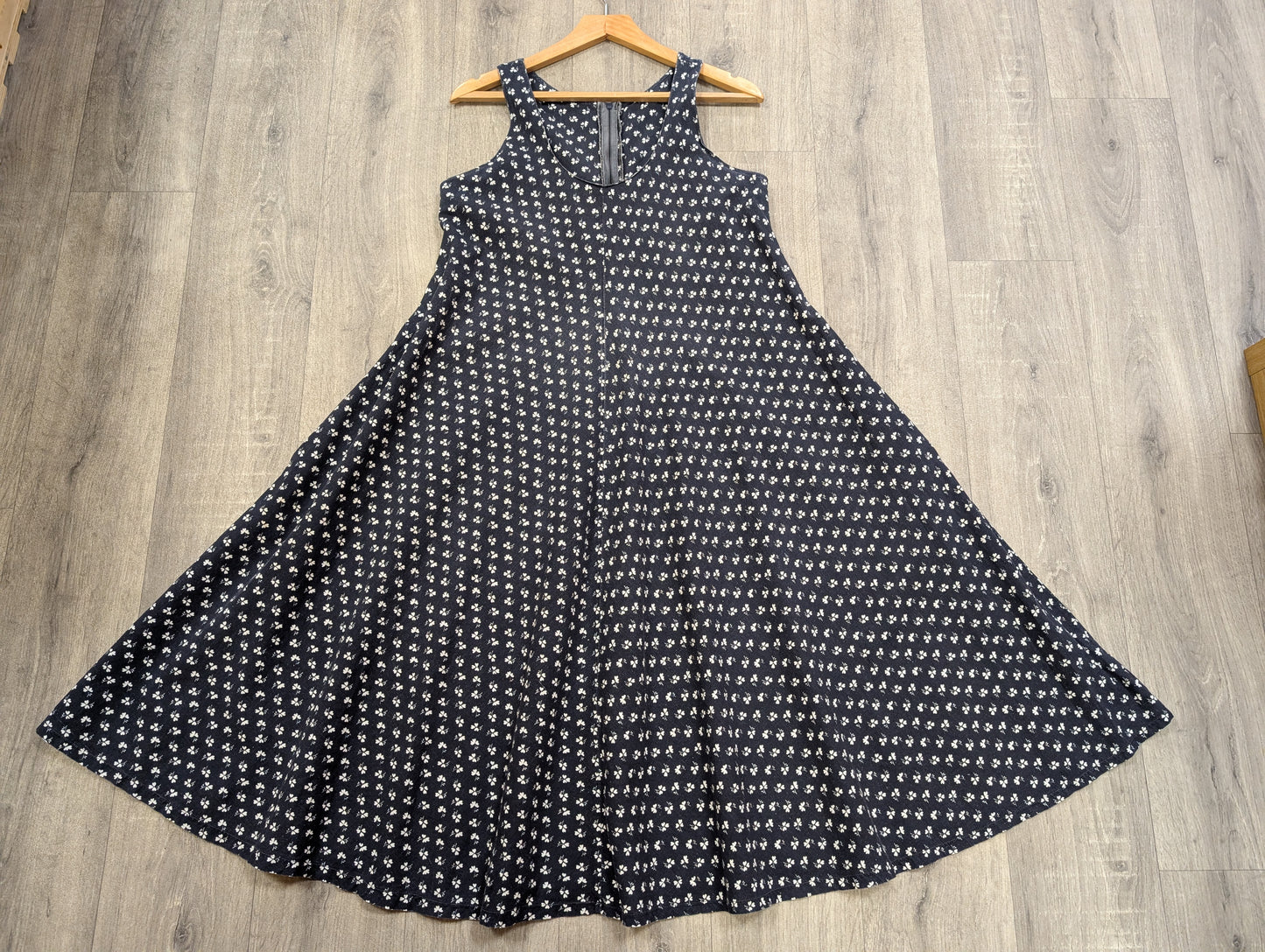 1970s Laura Ashley made in Wales clover print cotton dress - S/8/10