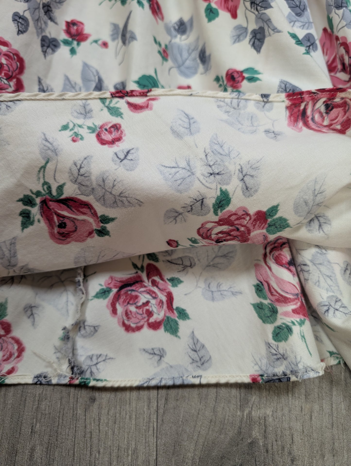 1950s rose print cotton dress - 38"B 30"W