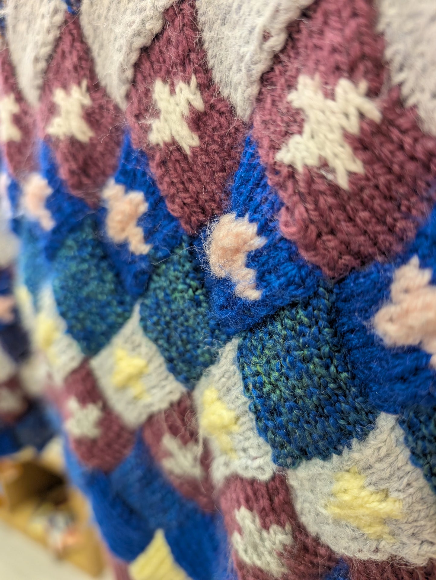 80s/90s hand knitted textured jumper by Sharon Welch - M