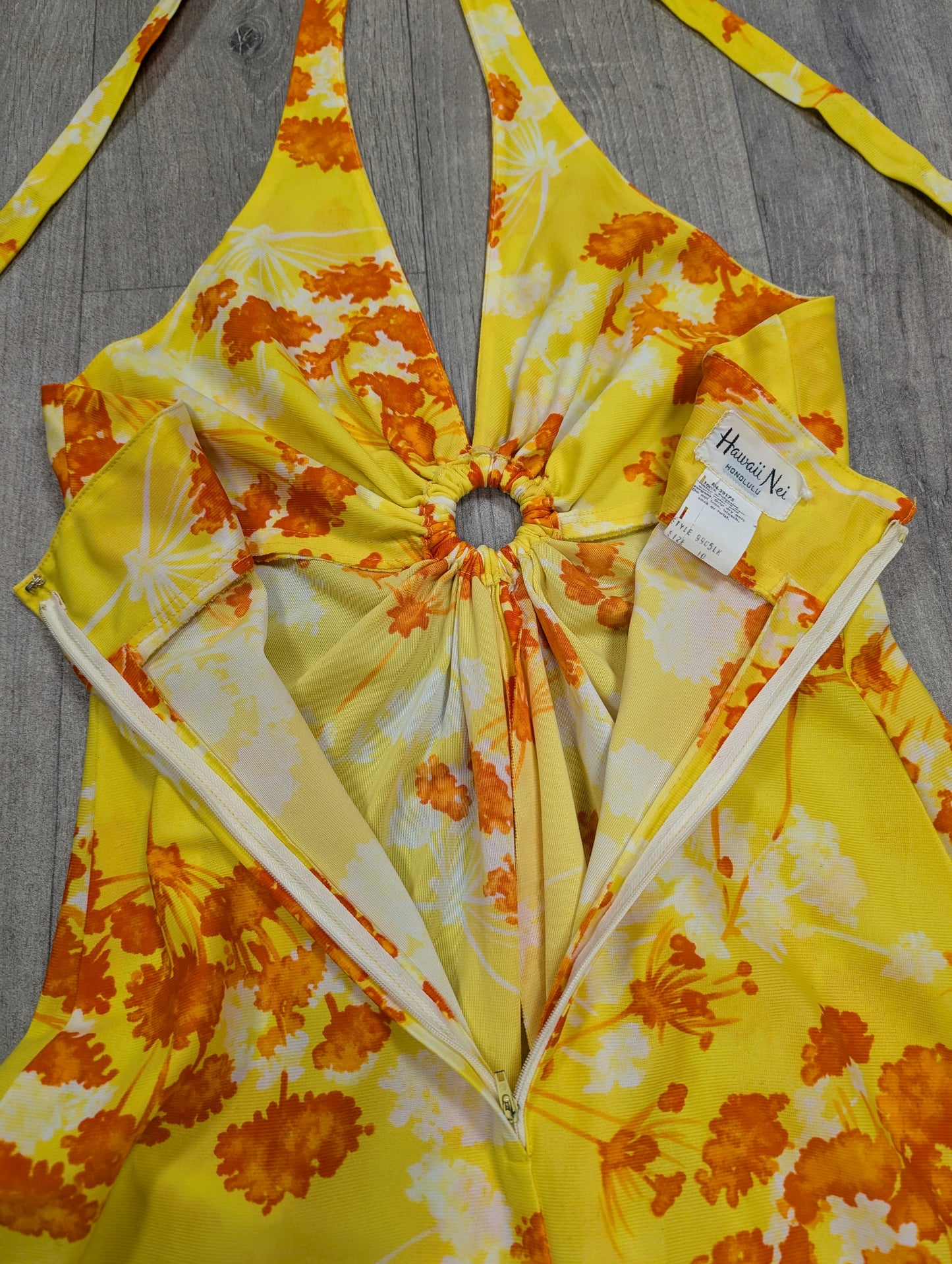 1970s Hawaii Nei halter neck maxi dress - S/8/10