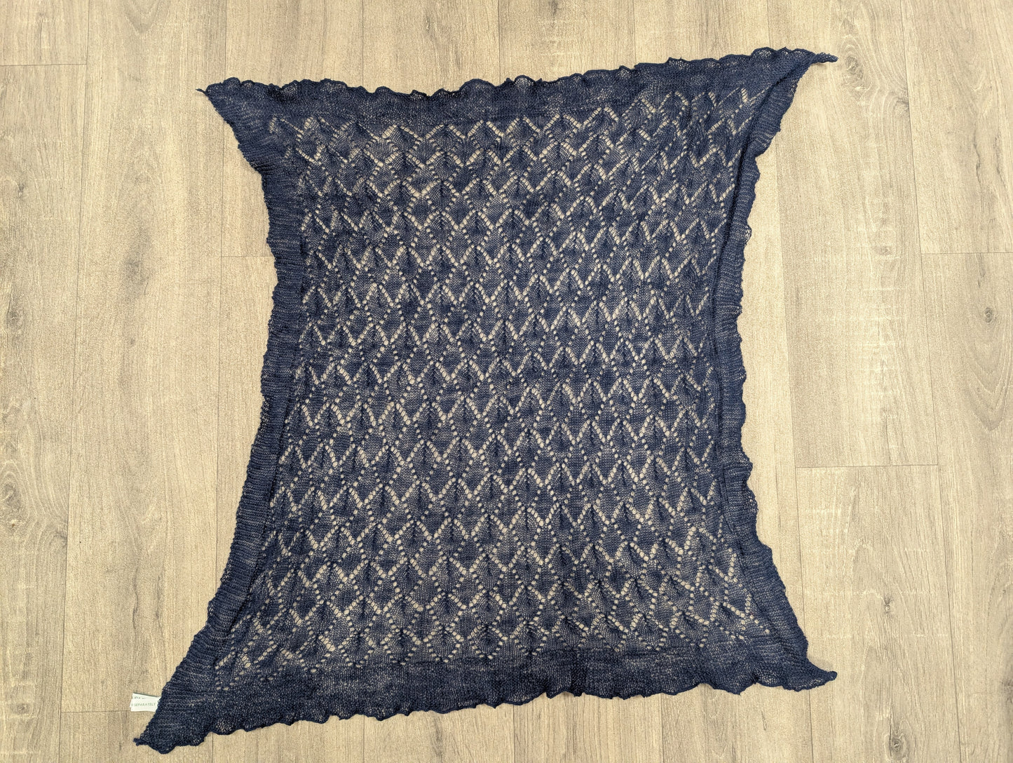 80s/90s Laura Ashley navy blue wool shawl/scarf