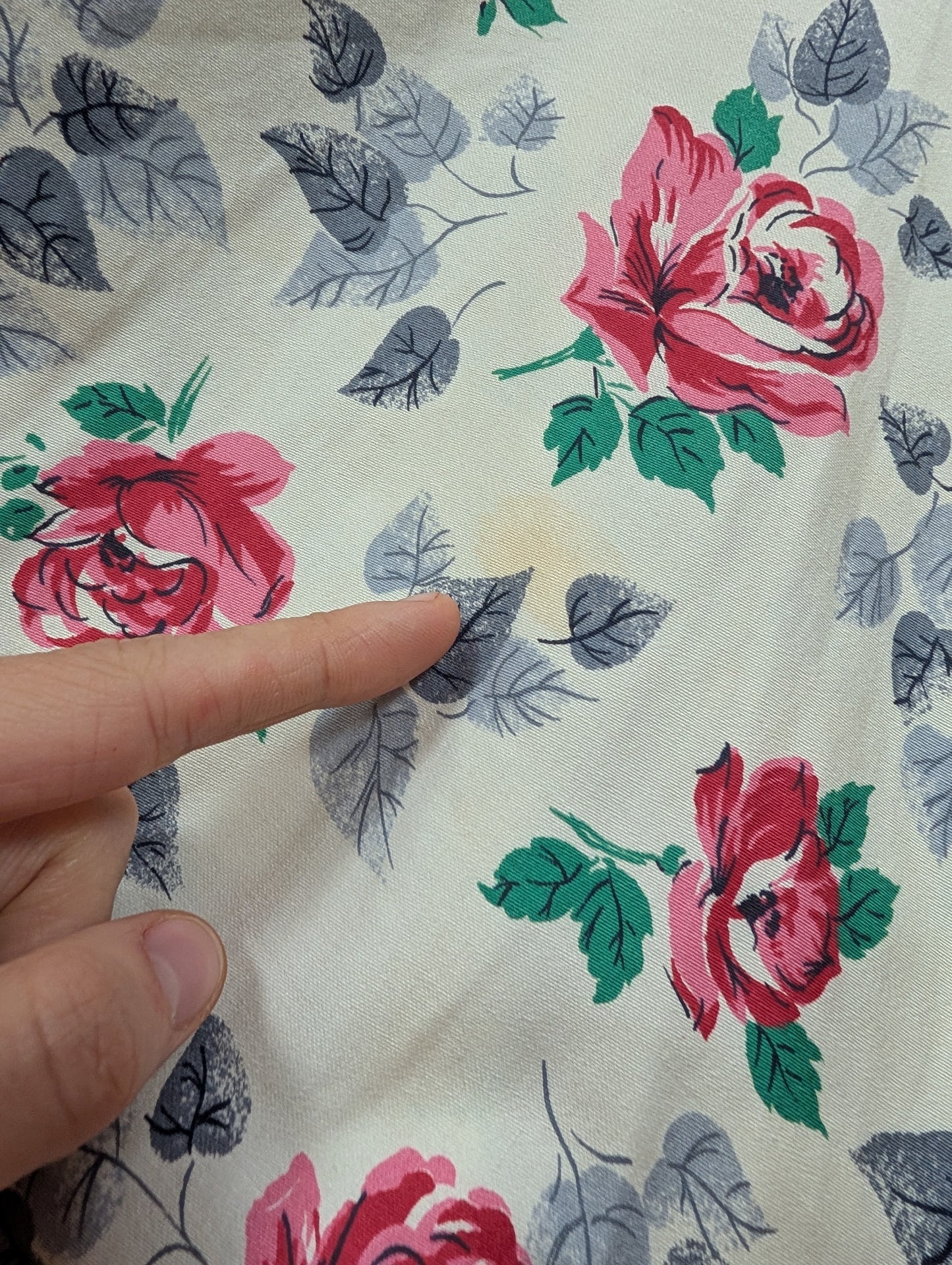 1950s rose print cotton dress - 38"B 30"W