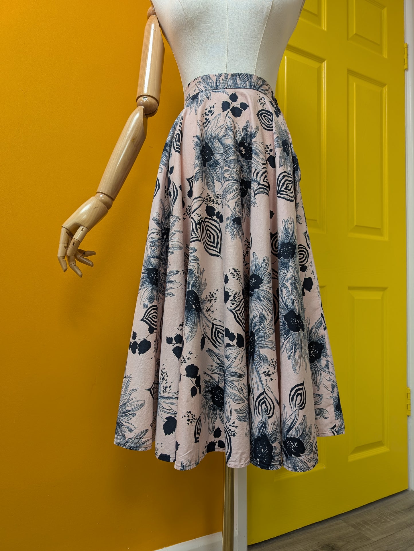 1950s St Michael abstract floral full circle cotton skirt - 25" waist