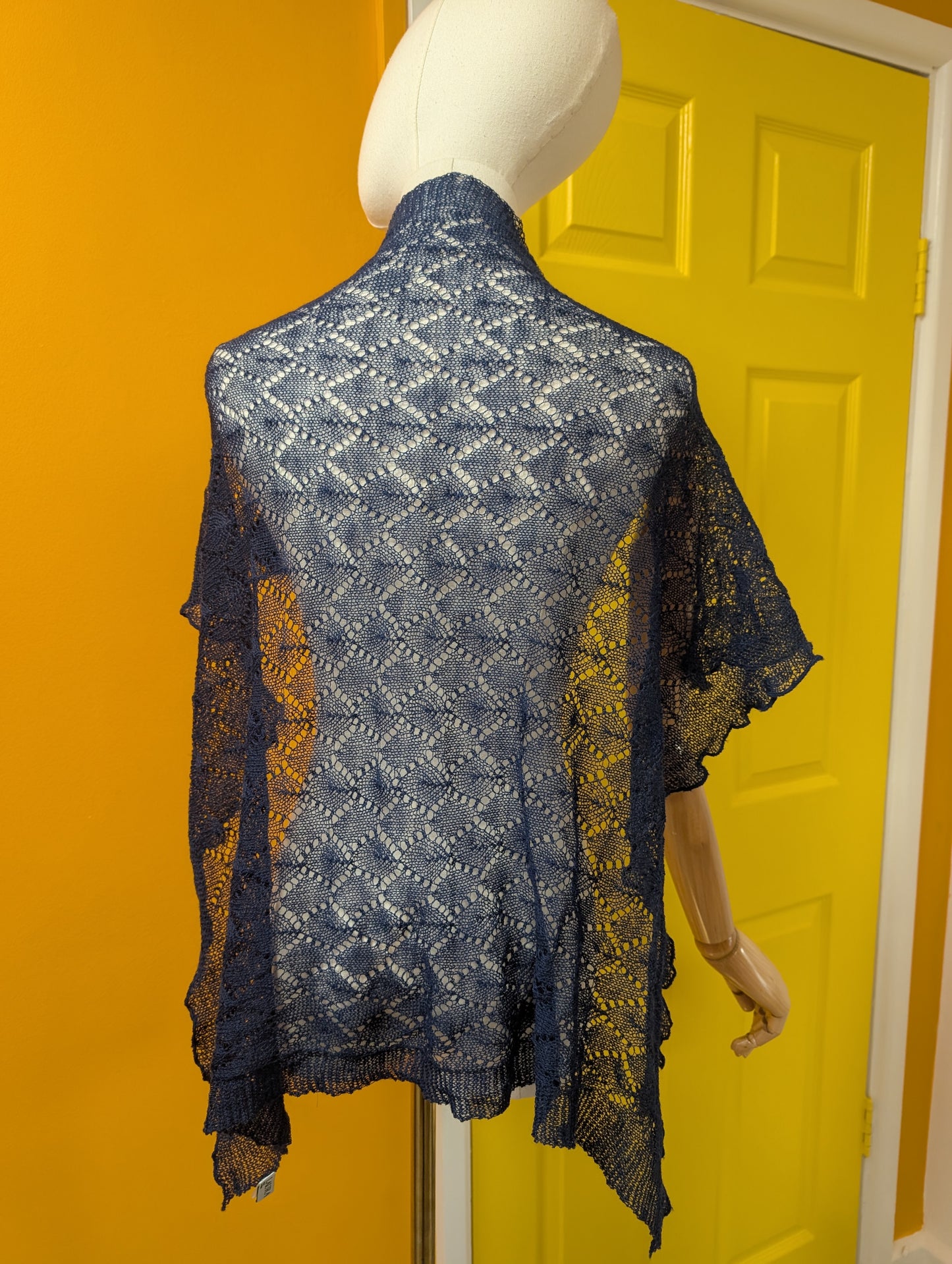 80s/90s Laura Ashley navy blue wool shawl/scarf