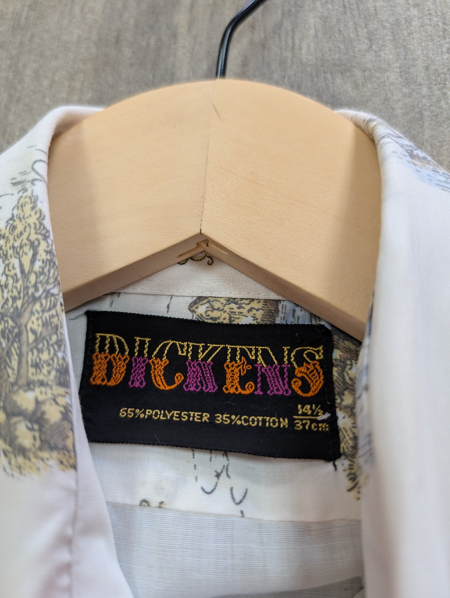 1970s Dickens novelty print dagger collar shirt