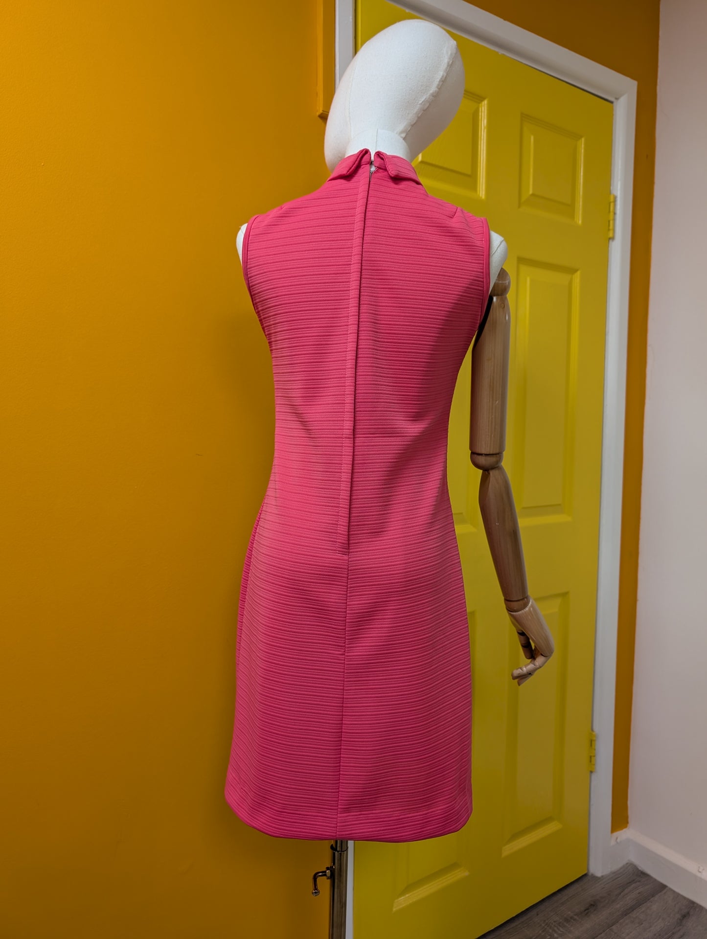 1960s pink crimplene dress - S/8