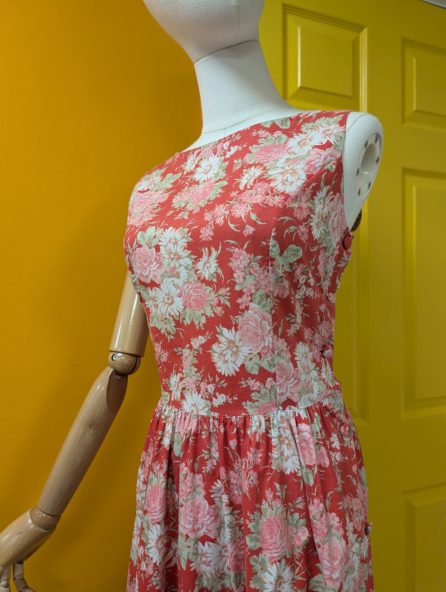 1980s Laura Ashley floral dress with side buttons - S/10