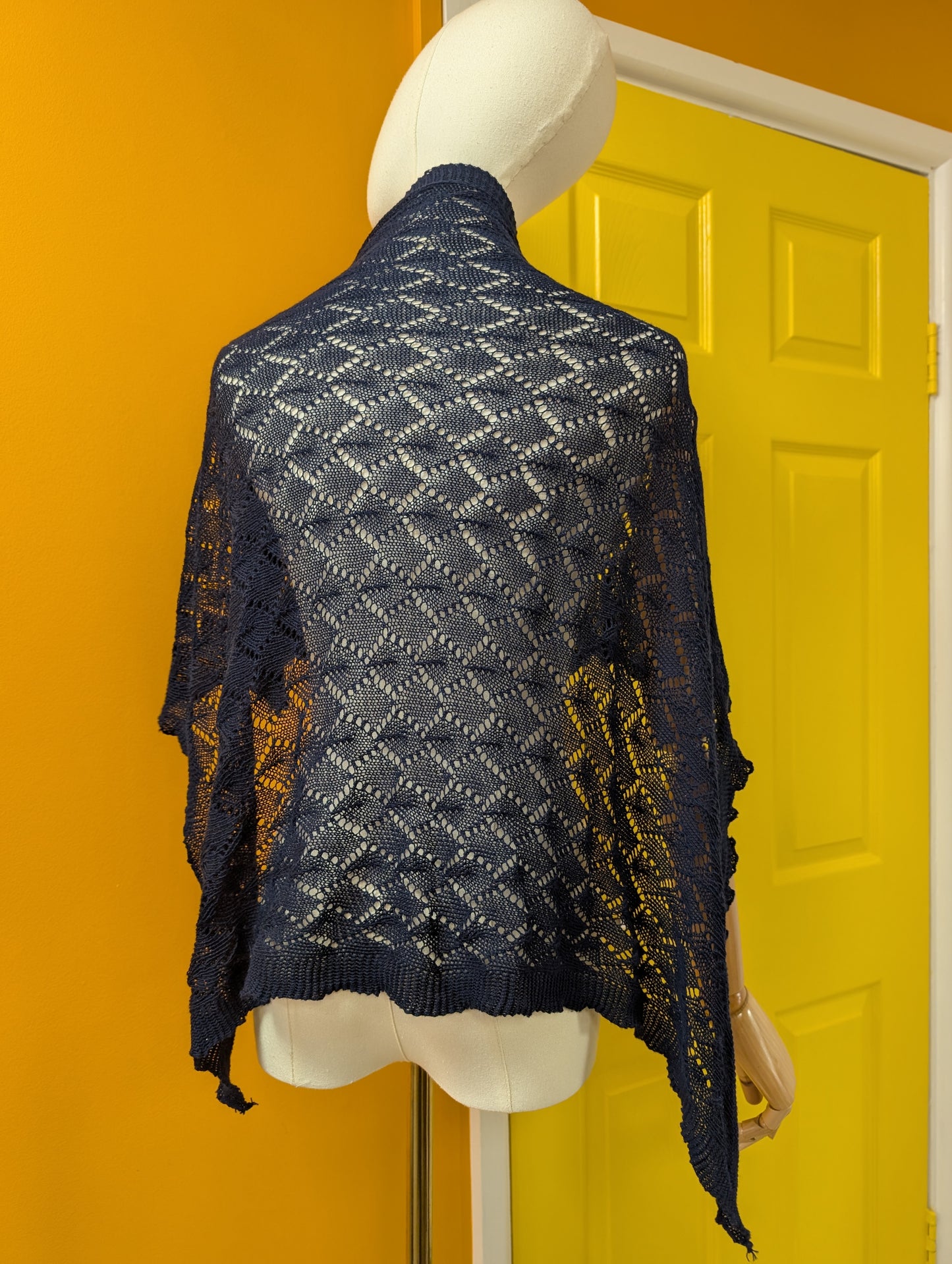 80s/90s Laura Ashley navy blue cotton shawl/scarf