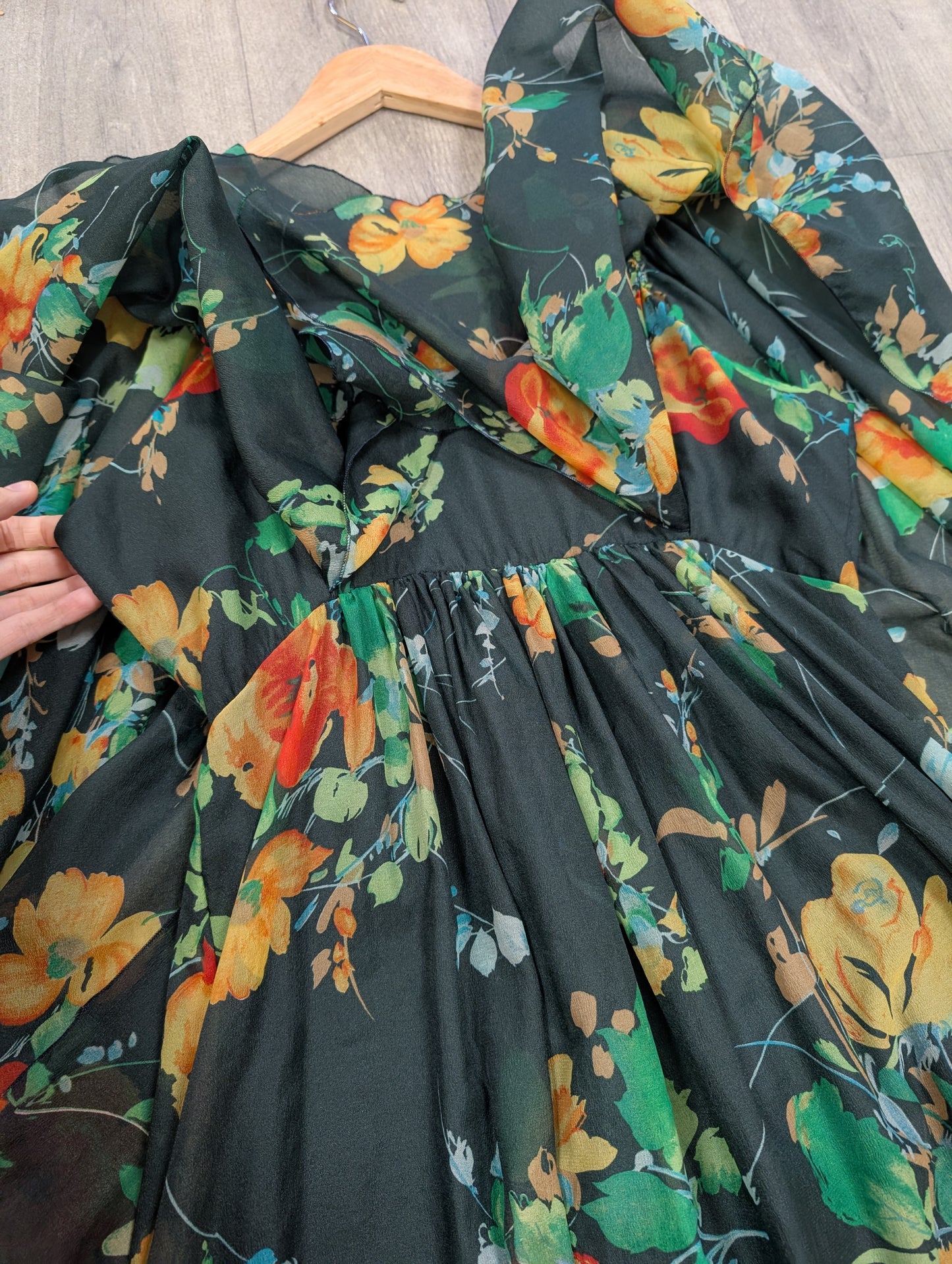 1970s green floral maxi dress - S/8/10