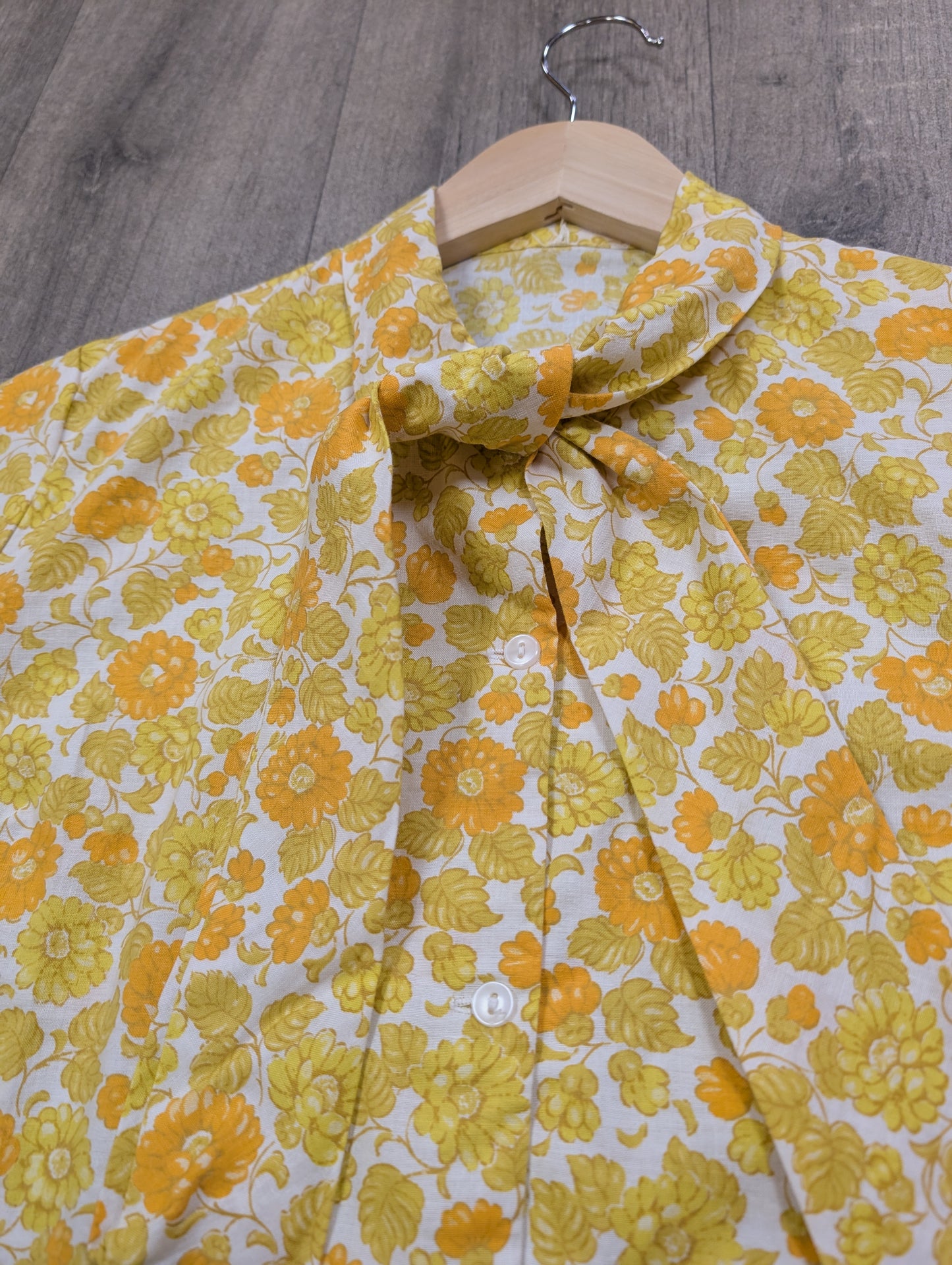 1960s orange/yellow floral shirt - S/M/10/12