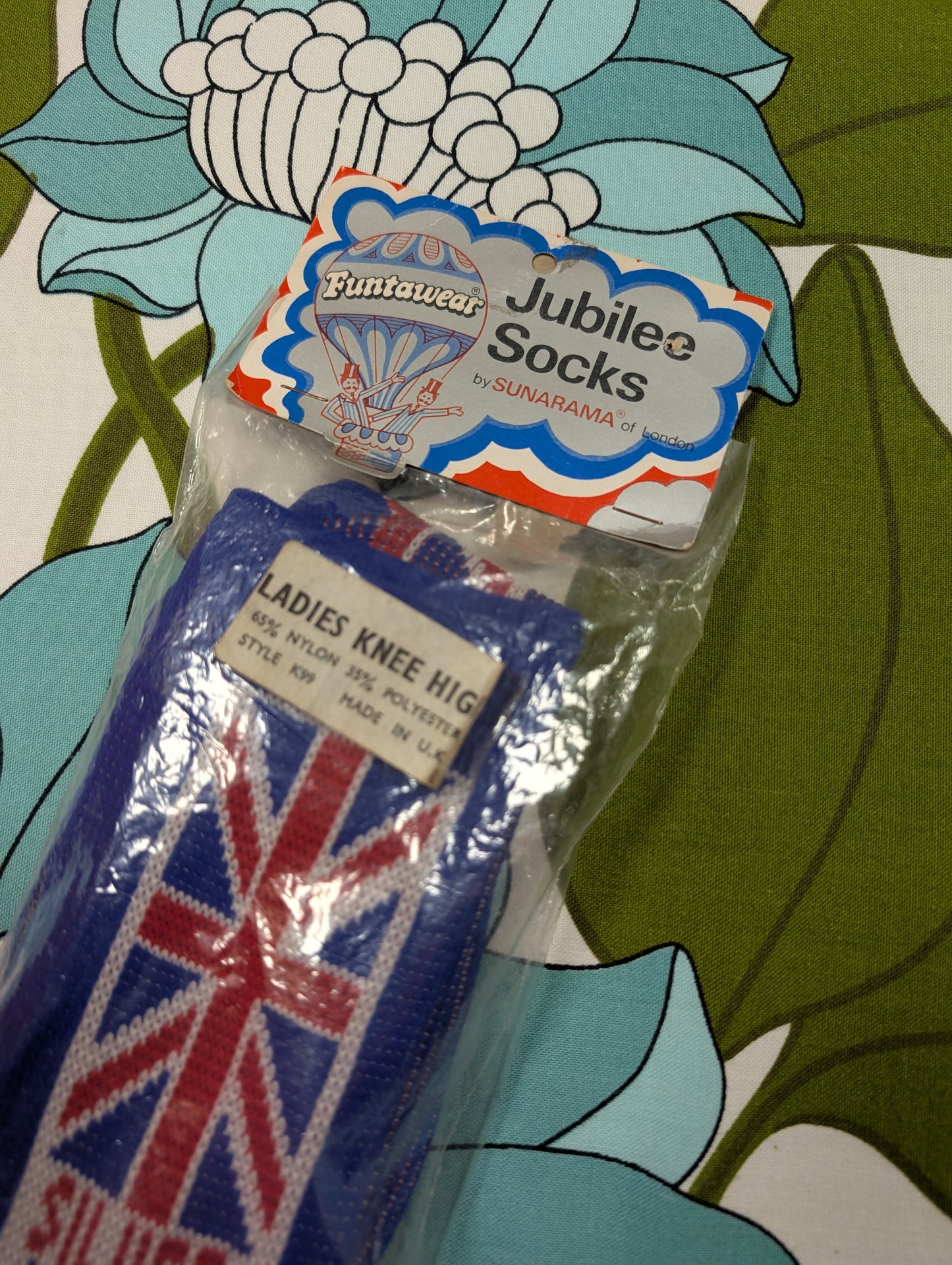 Deadstock 1970s silver jubilee socks