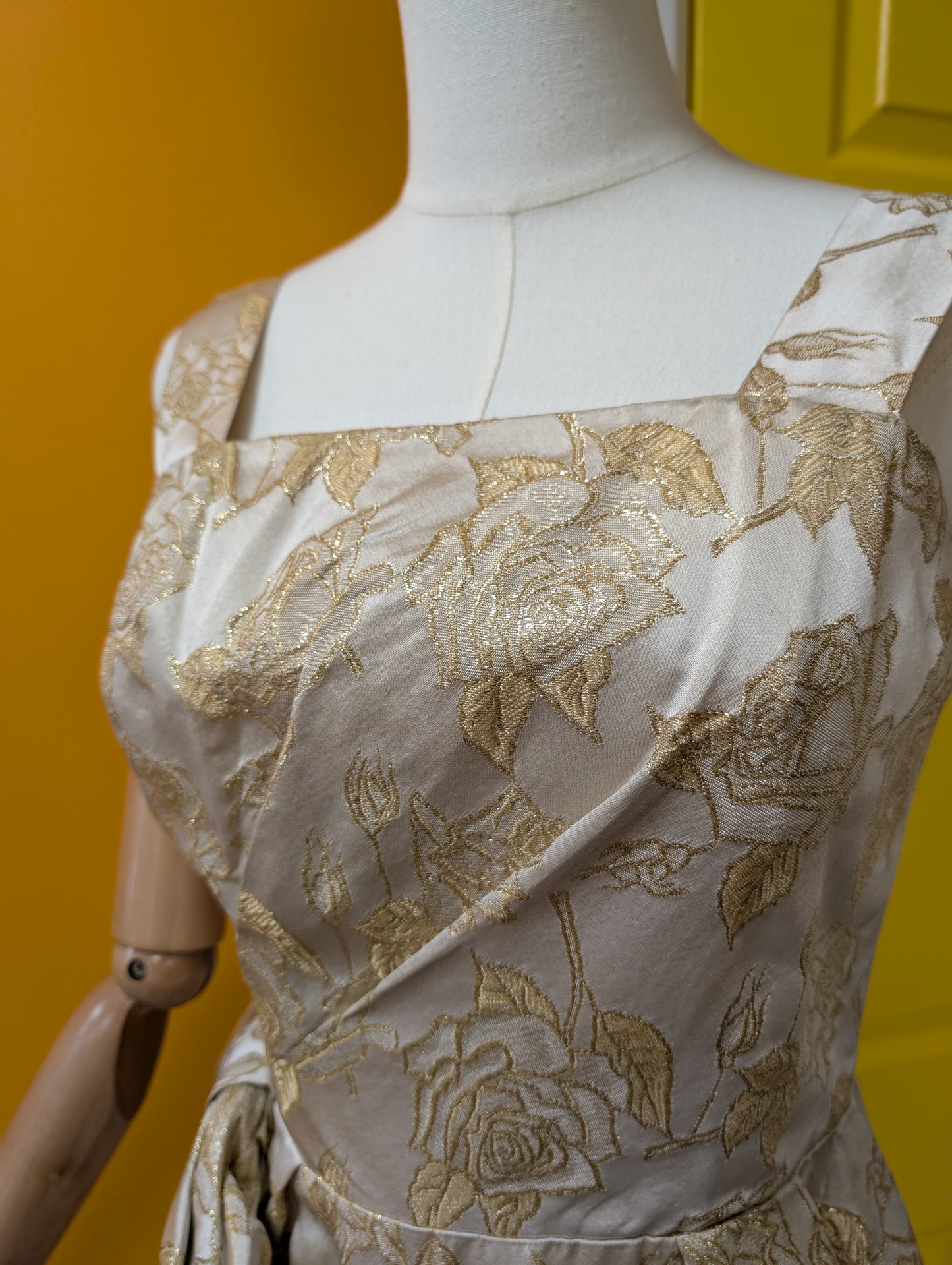 Gold brocade party dress - S/8
