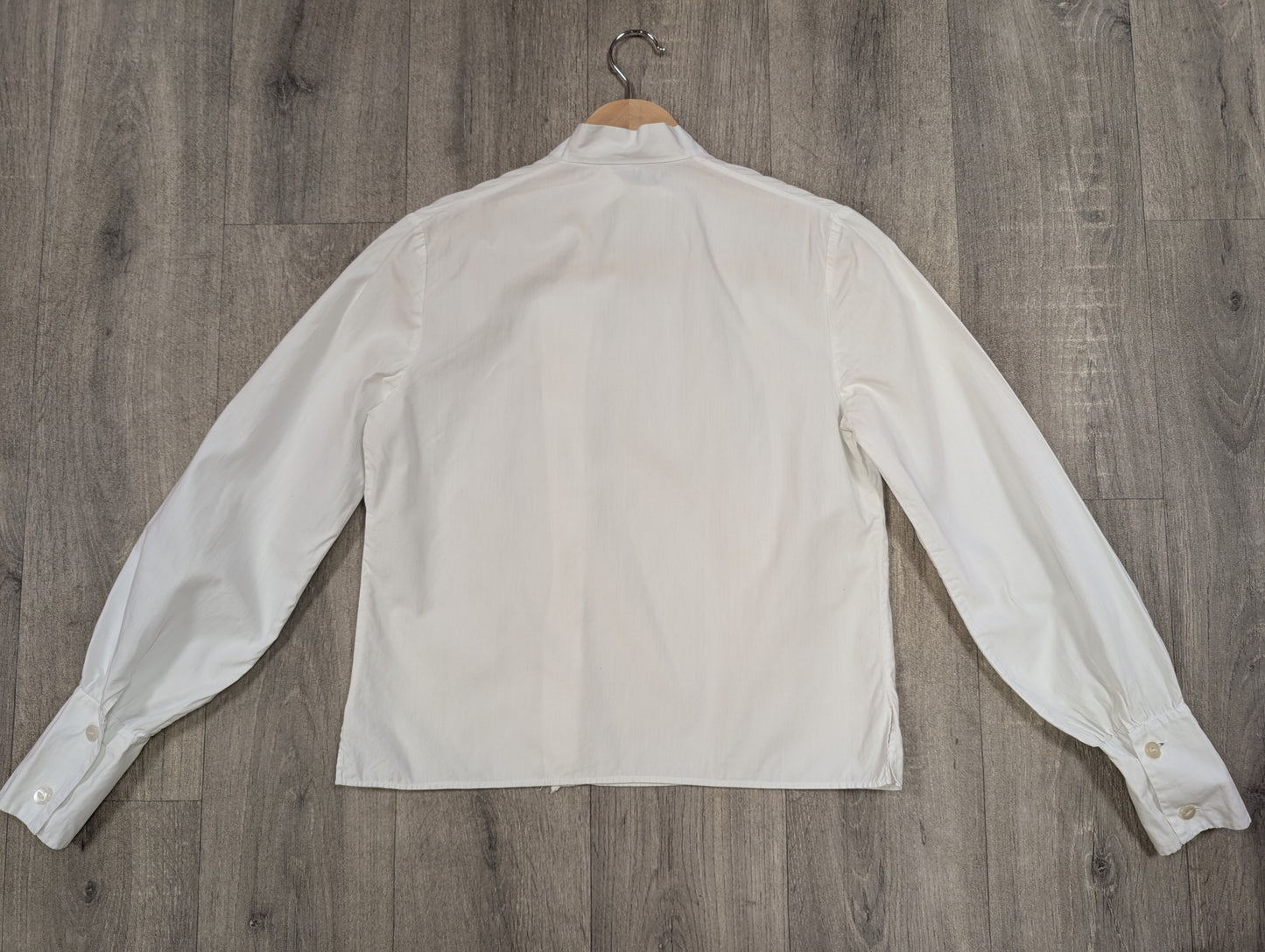 Asymmetrical button up white cotton shirt - S