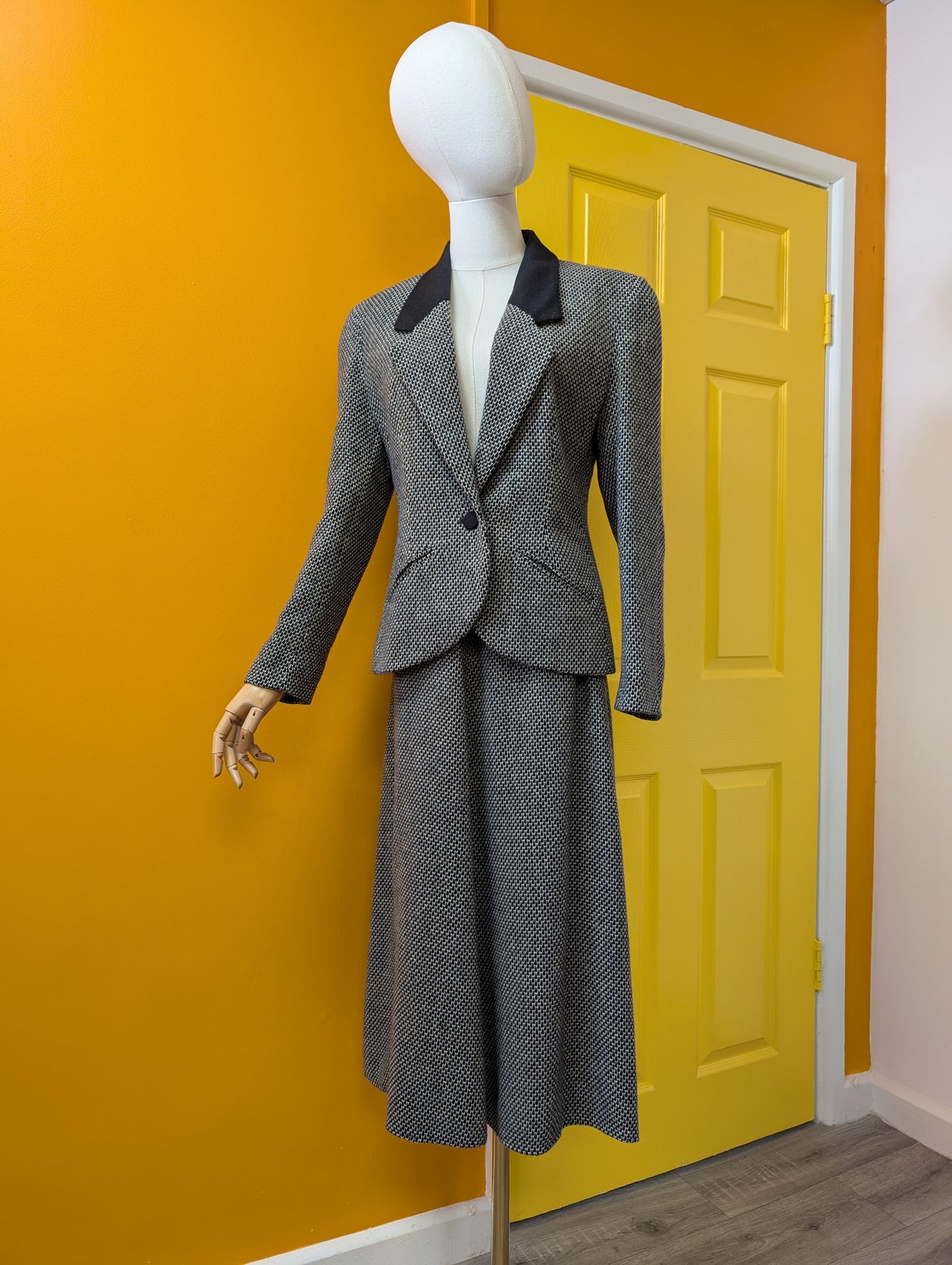 1980s St Michael pure new wool skirt suit - S/10