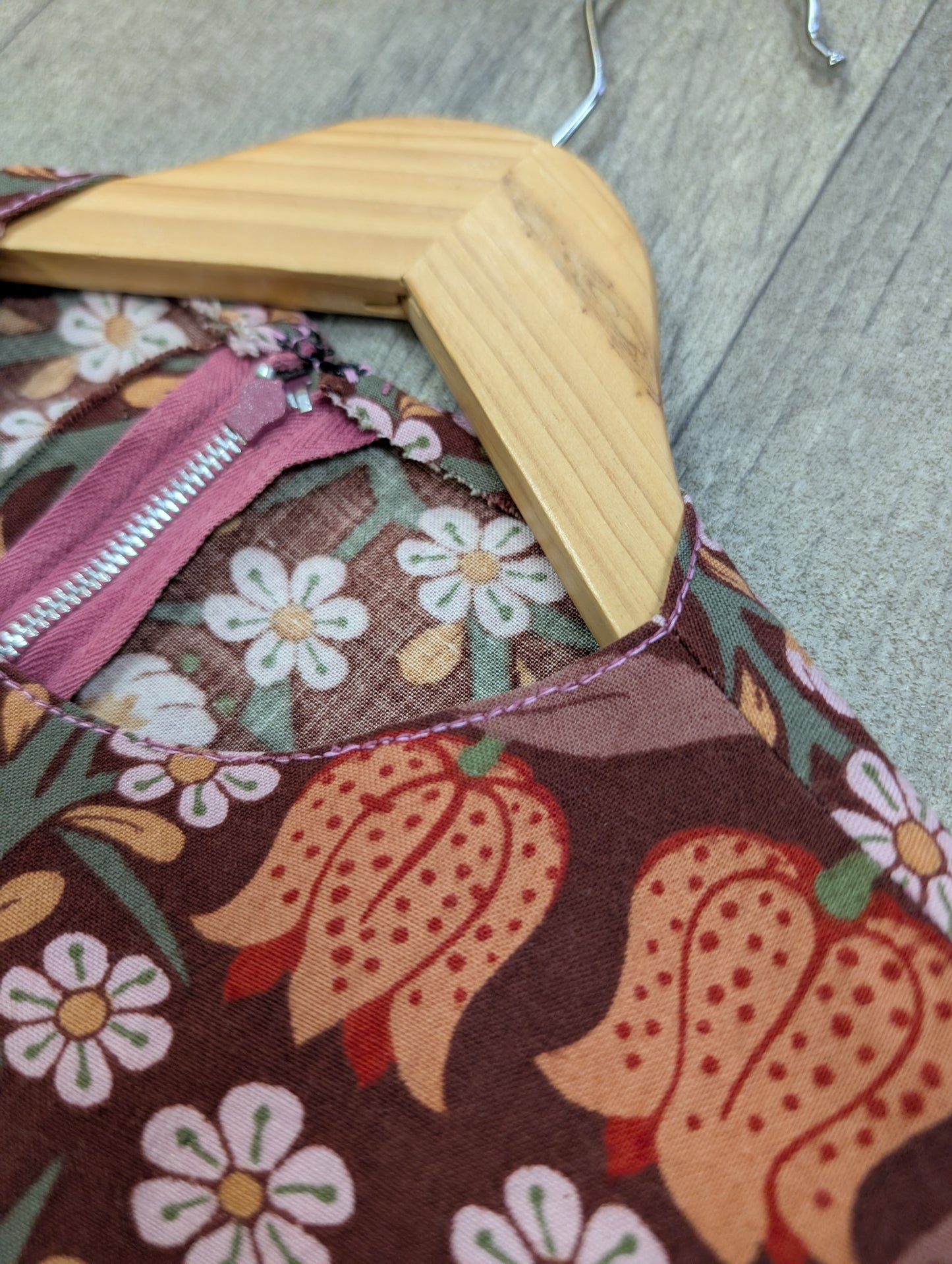 Gorgeous 1970s pink needlecord dress with William Morris fabric - S/8/10