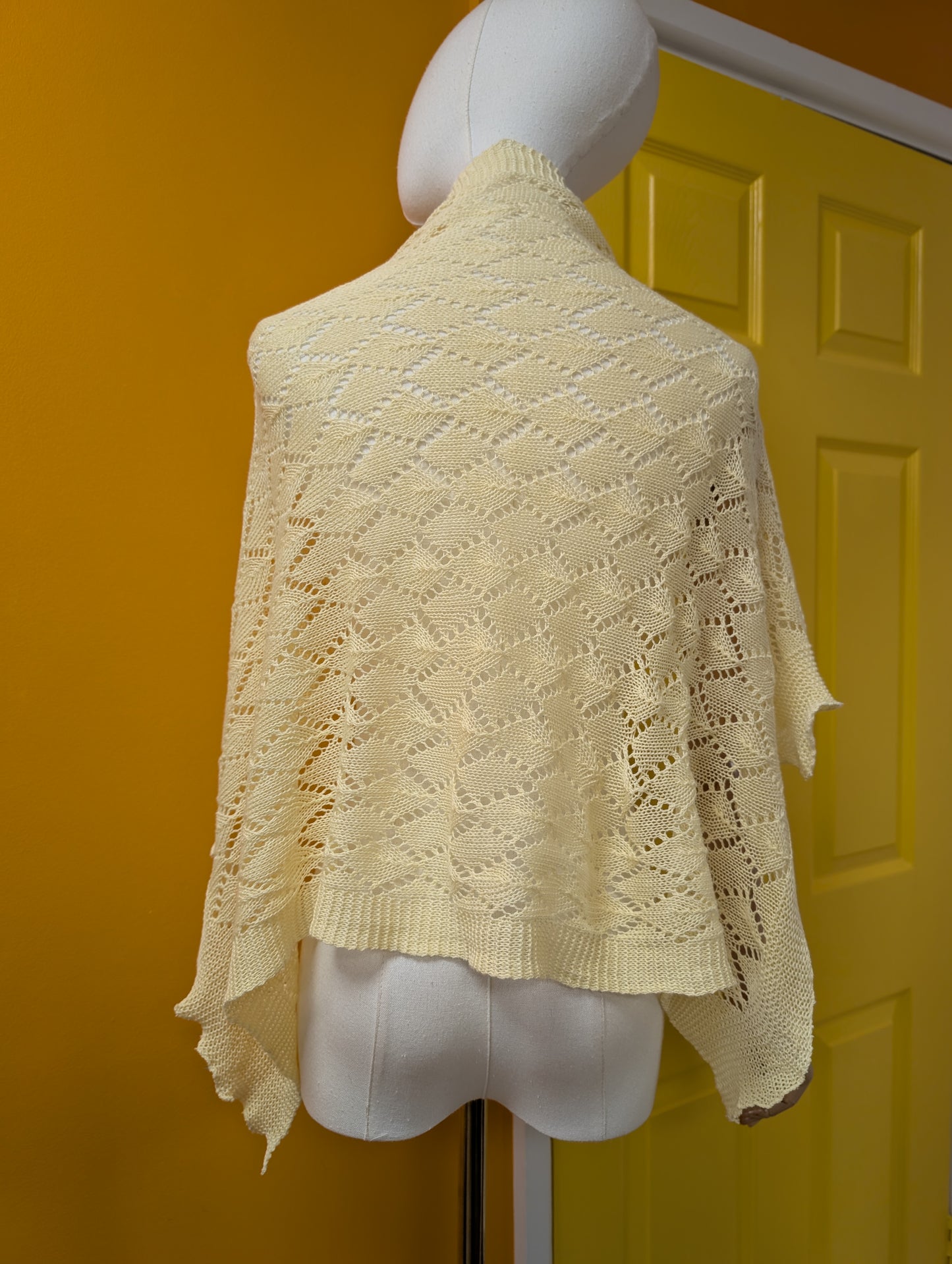 80s/90s Laura Ashley yellow cotton shawl/scarf