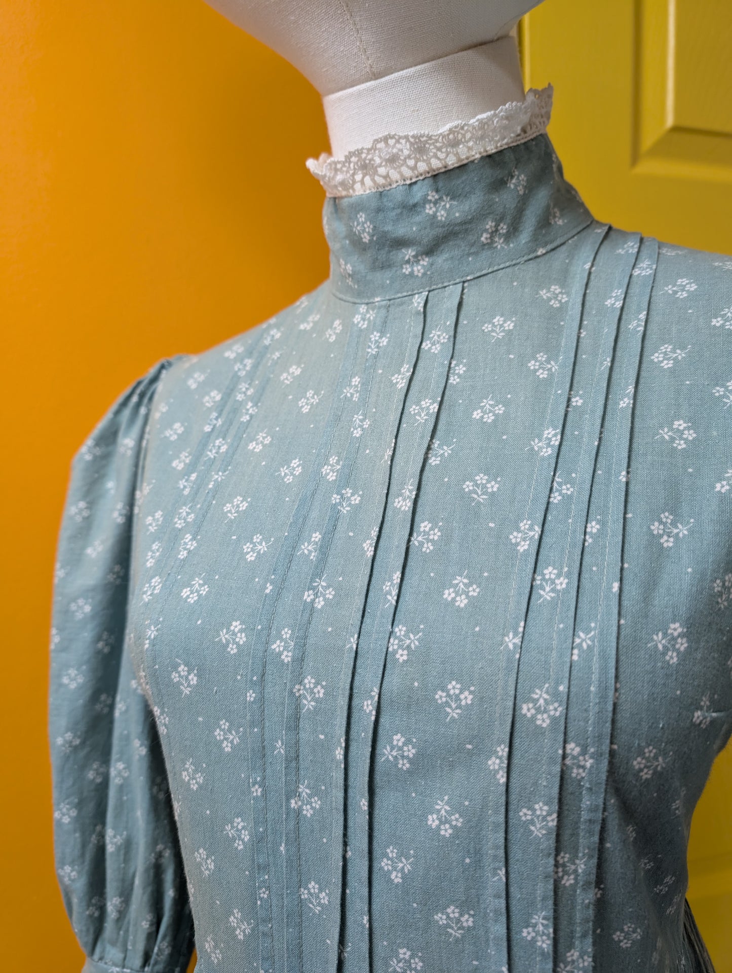 1970s Laura Ashley made in Wales green maxi dress - S/M/10/12