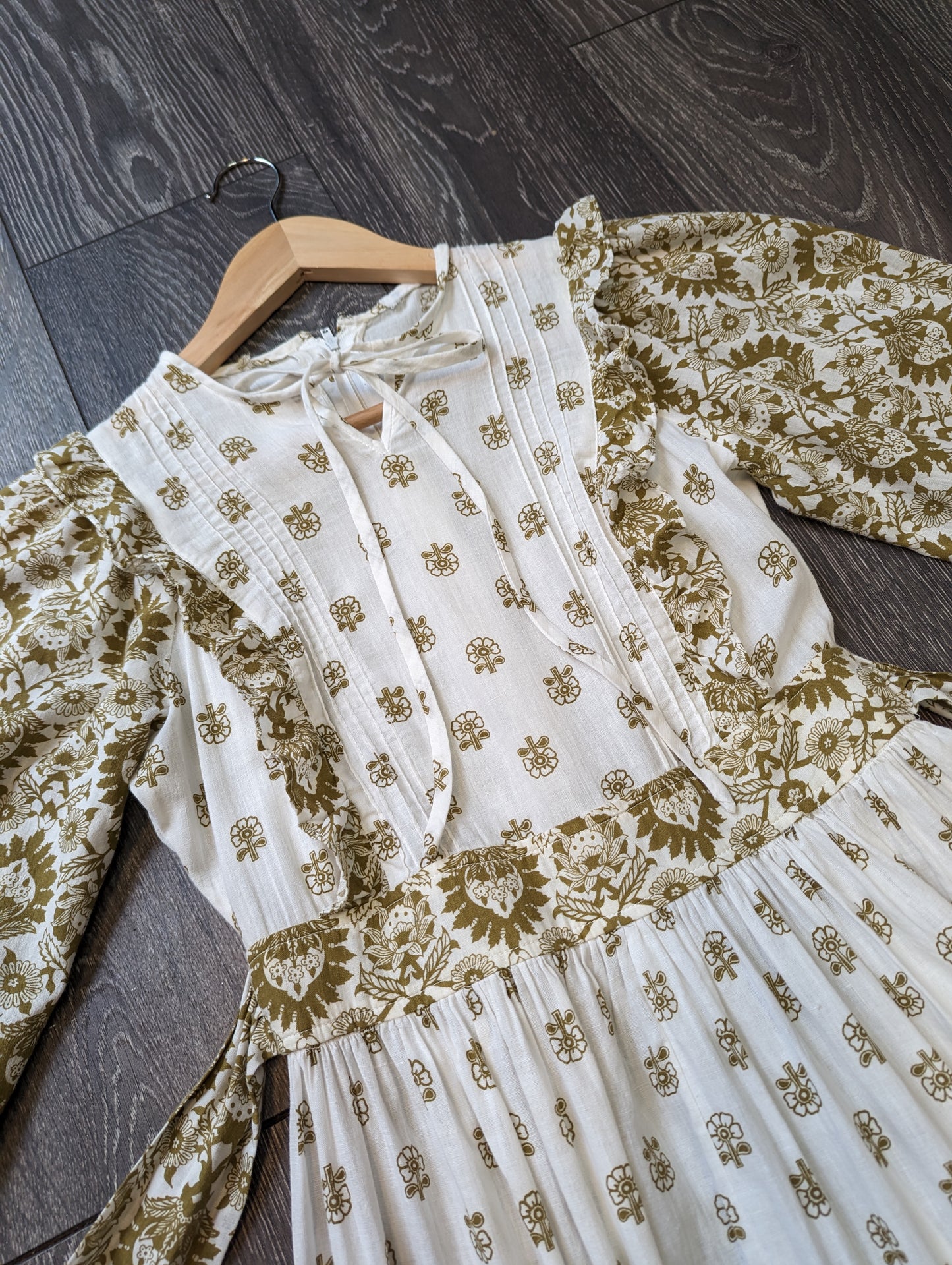 Gorgeous 1970s Earlybird maxi dress - Size 6/8