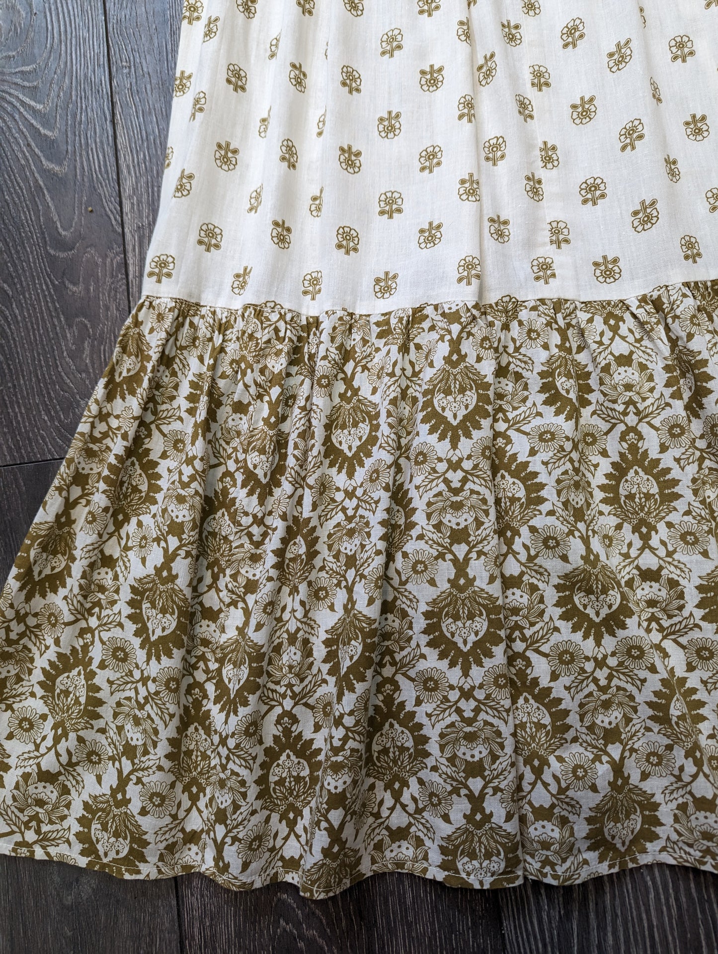 Gorgeous 1970s Earlybird maxi dress - Size 6/8