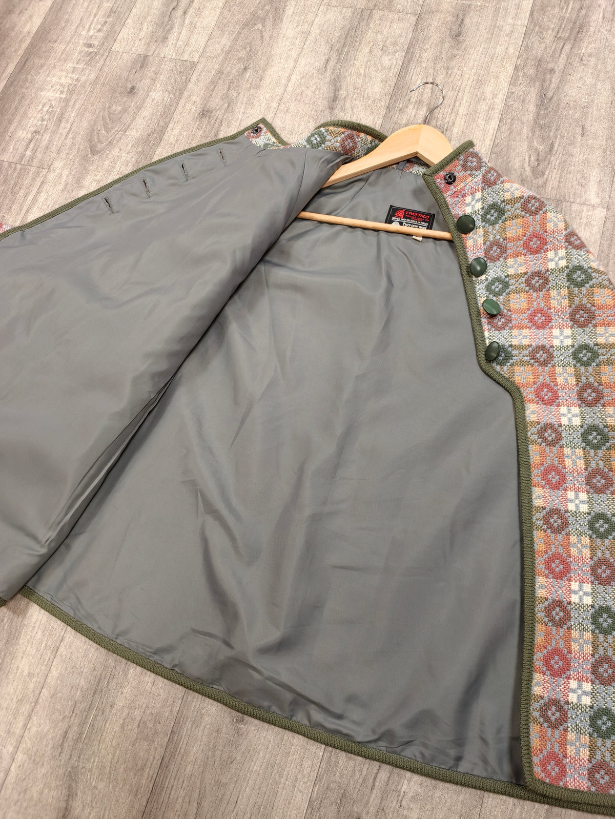 Trefriw Welsh tapestry wool cape with belt